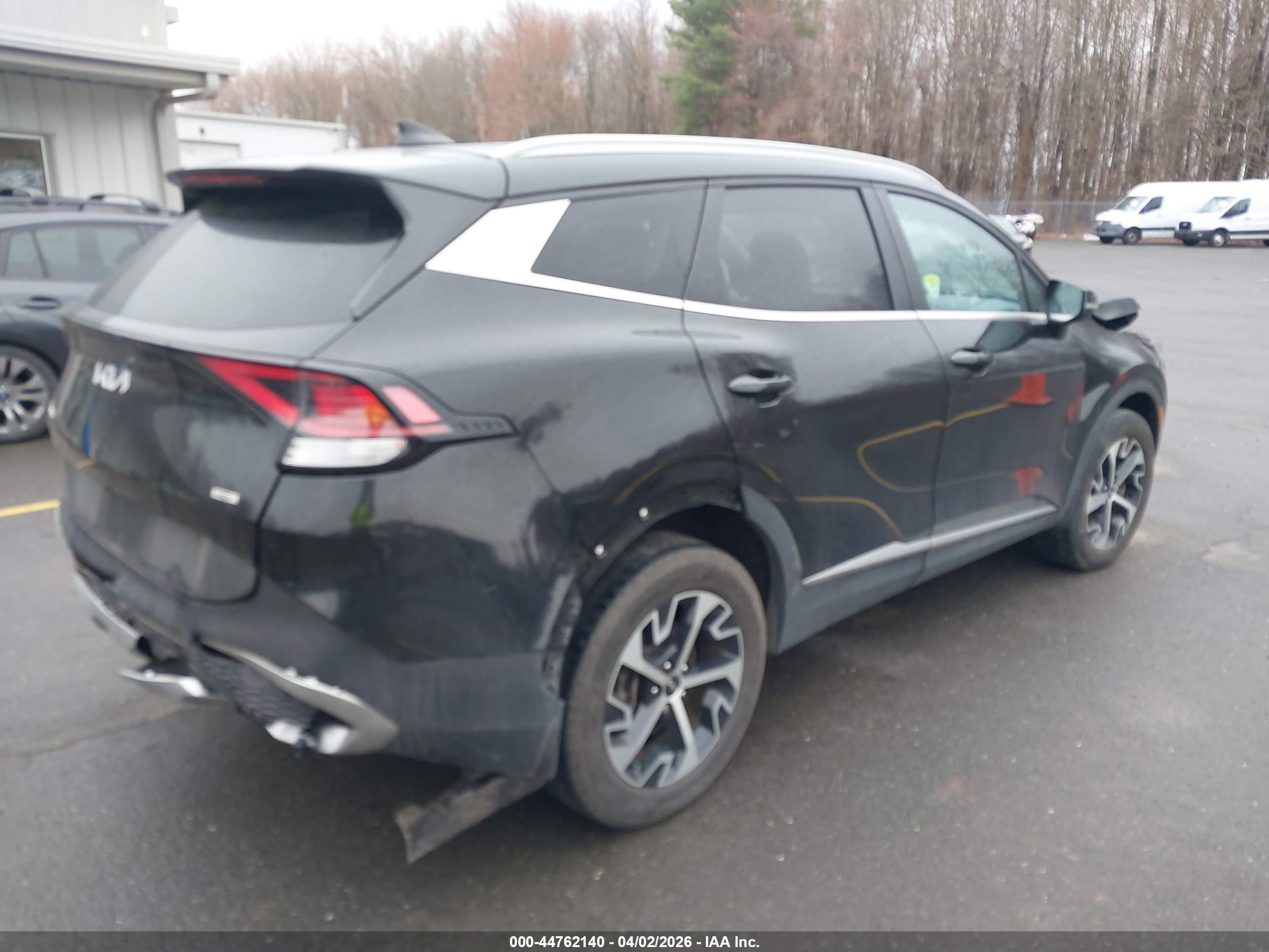 KIA SPORTAGE image 4
