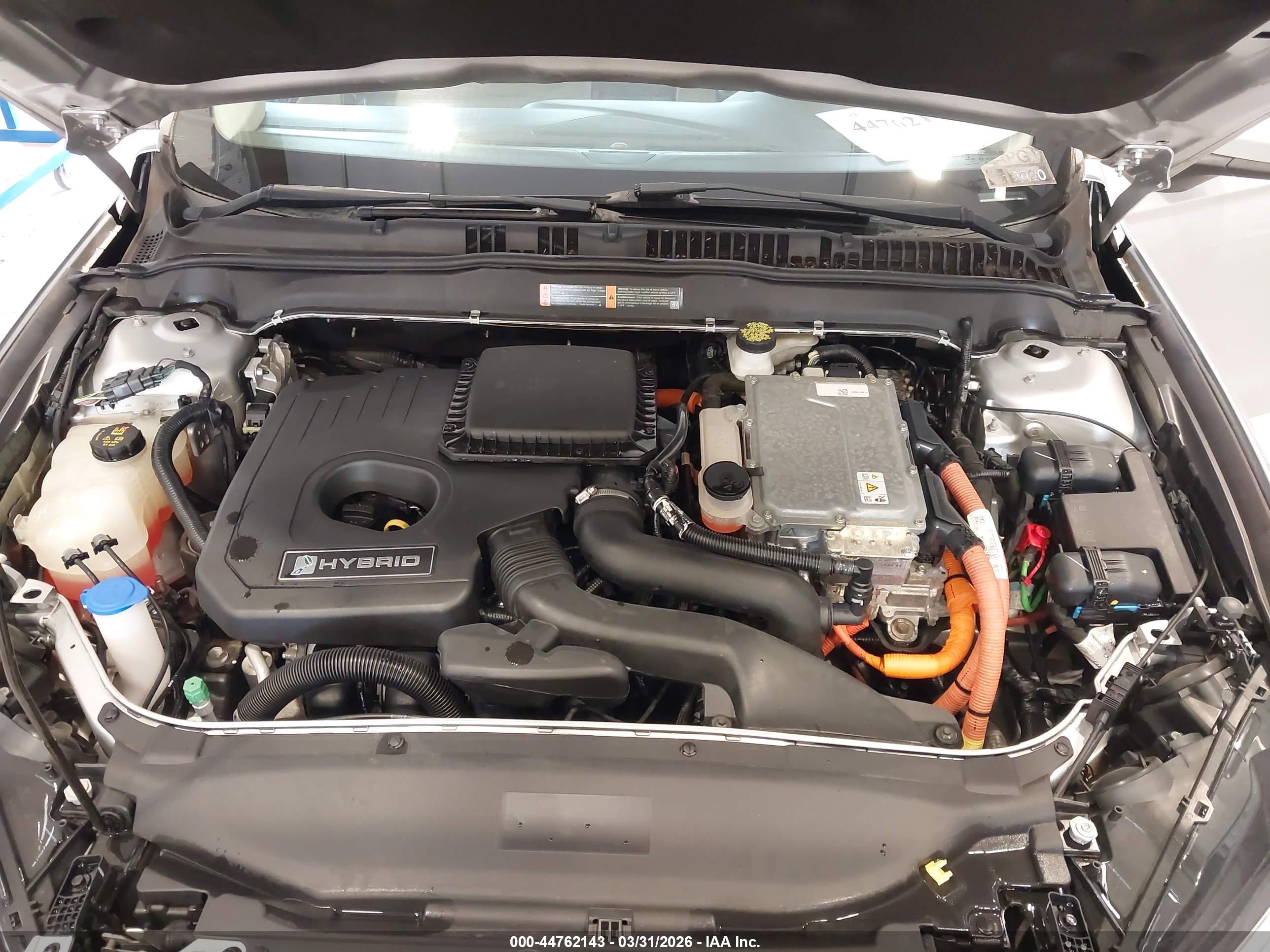 FORD FUSION image 10