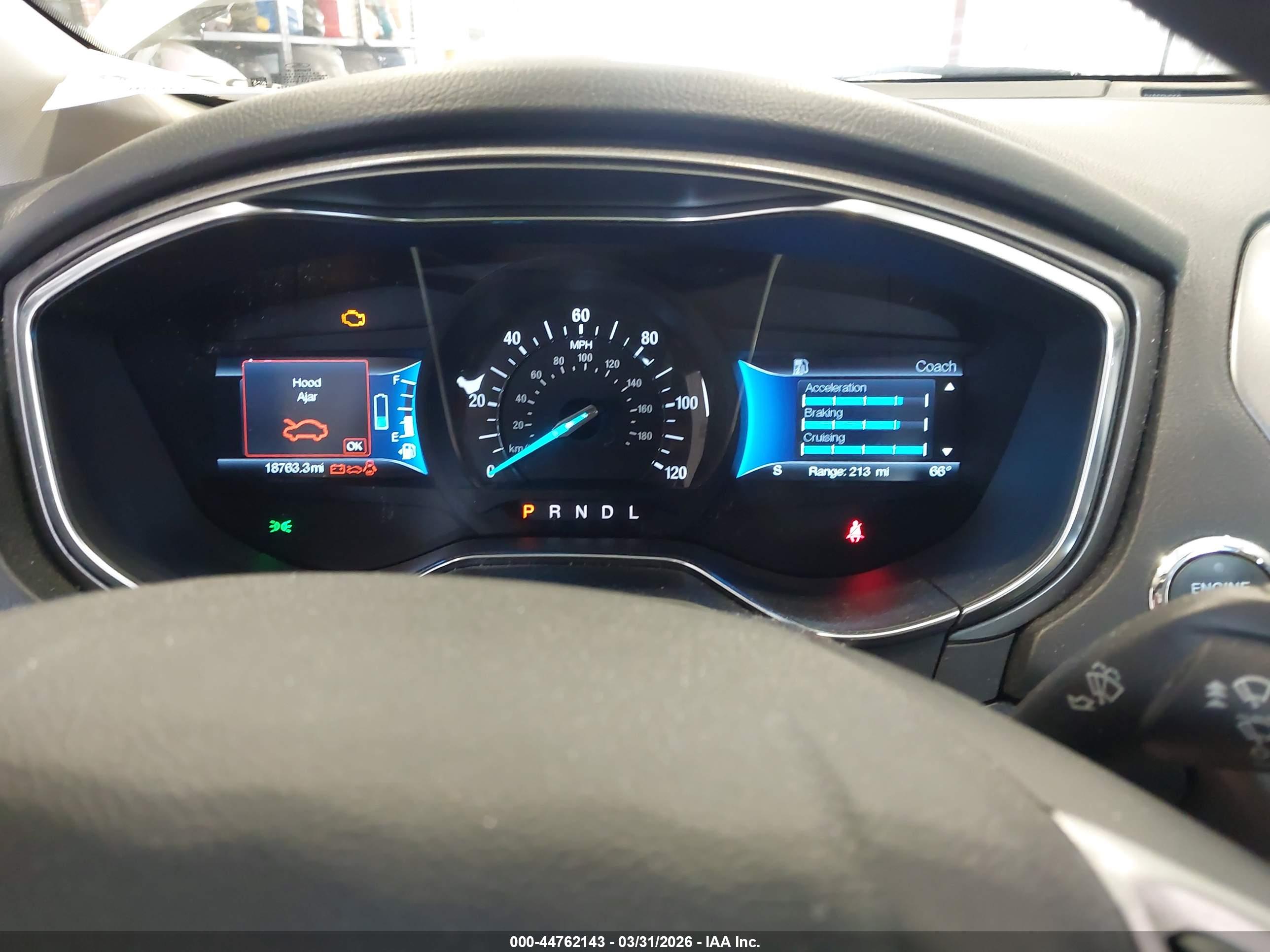 FORD FUSION image 7