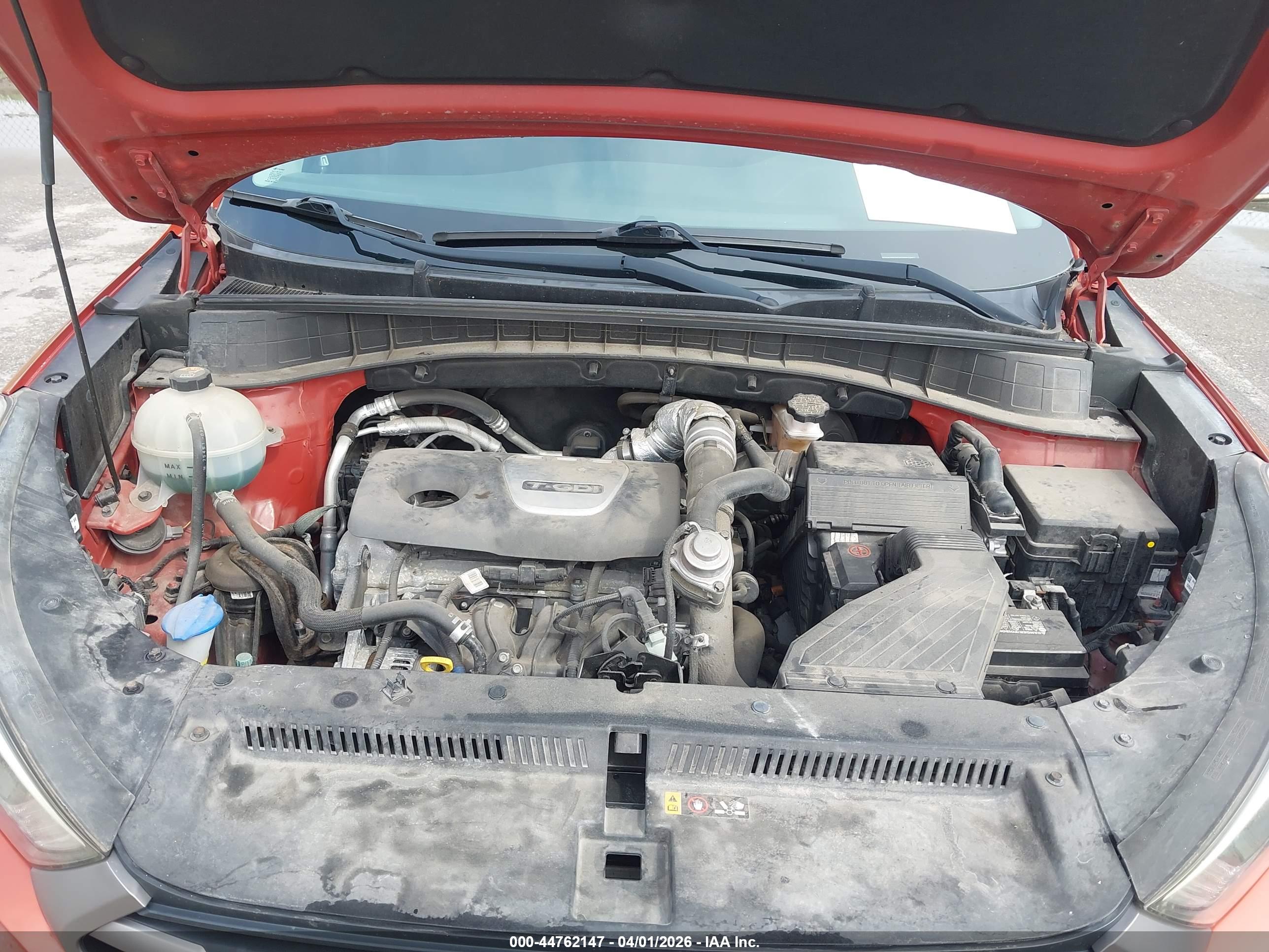 HYUNDAI TUCSON image 10