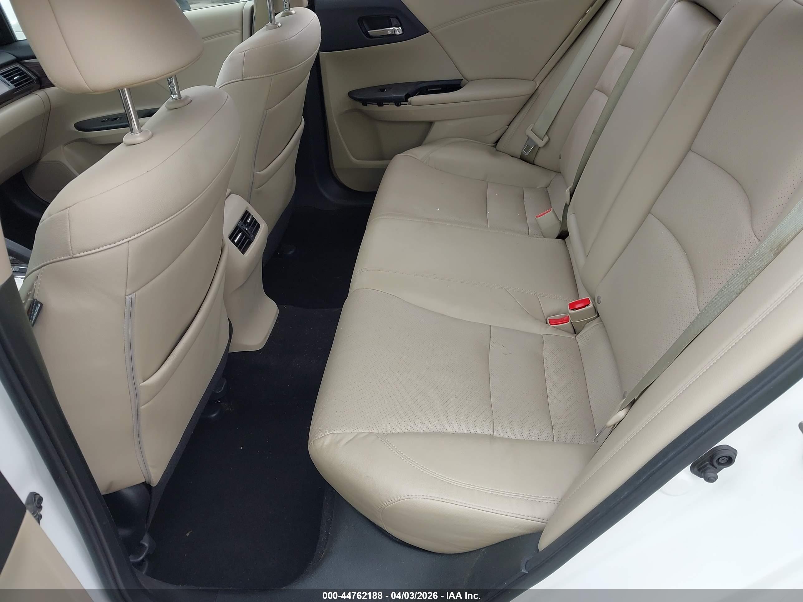 HONDA ACCORD image 8