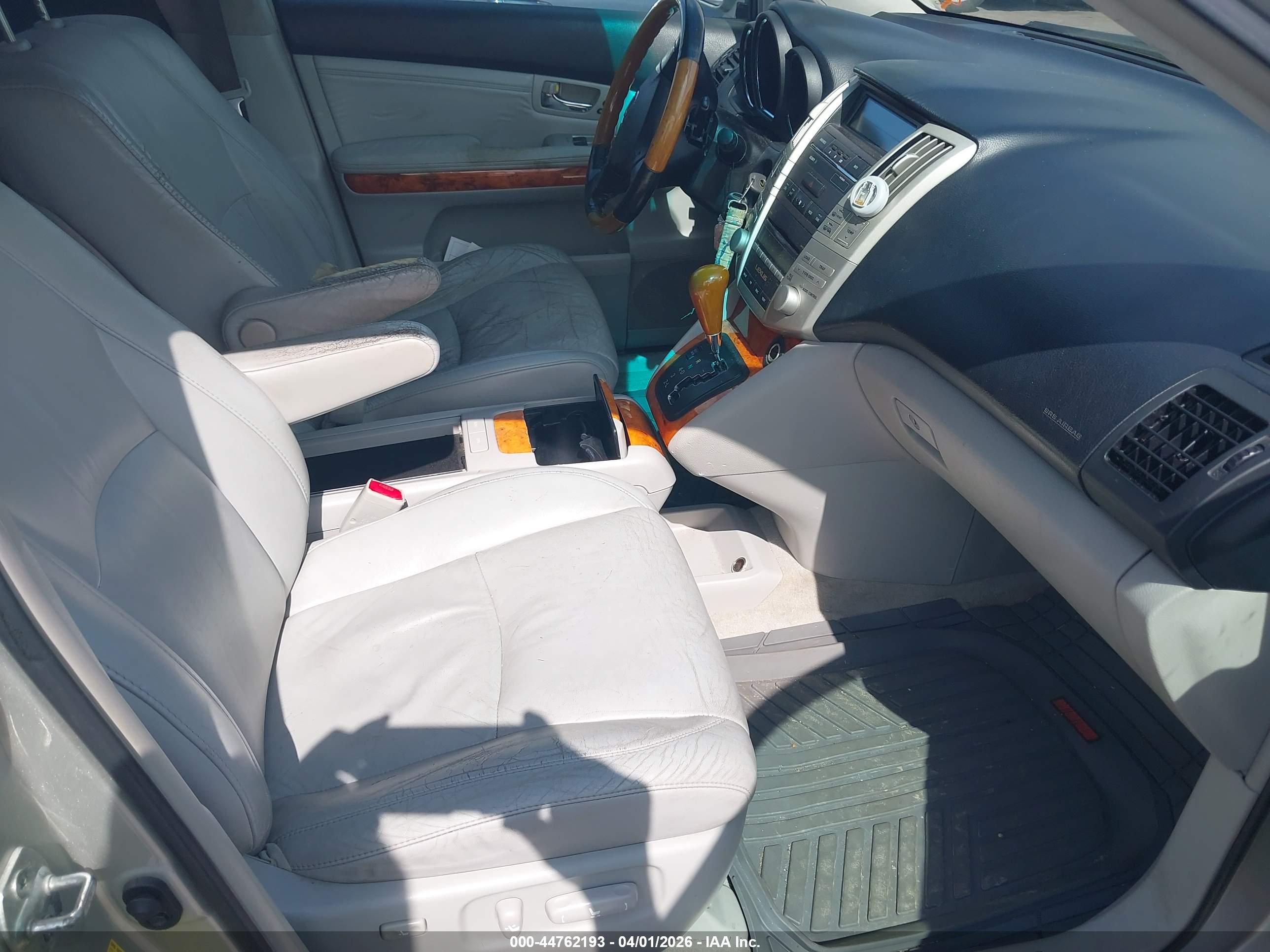 LEXUS RX image 5