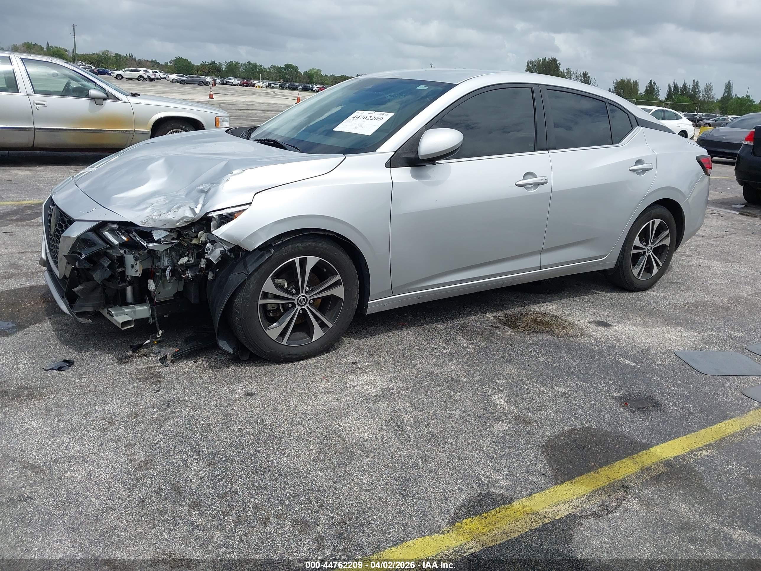 NISSAN SENTRA image 2