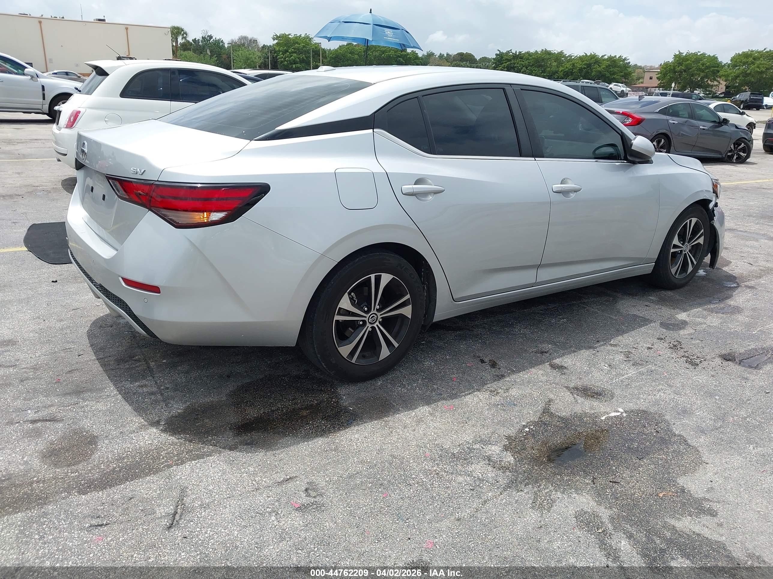 NISSAN SENTRA image 4