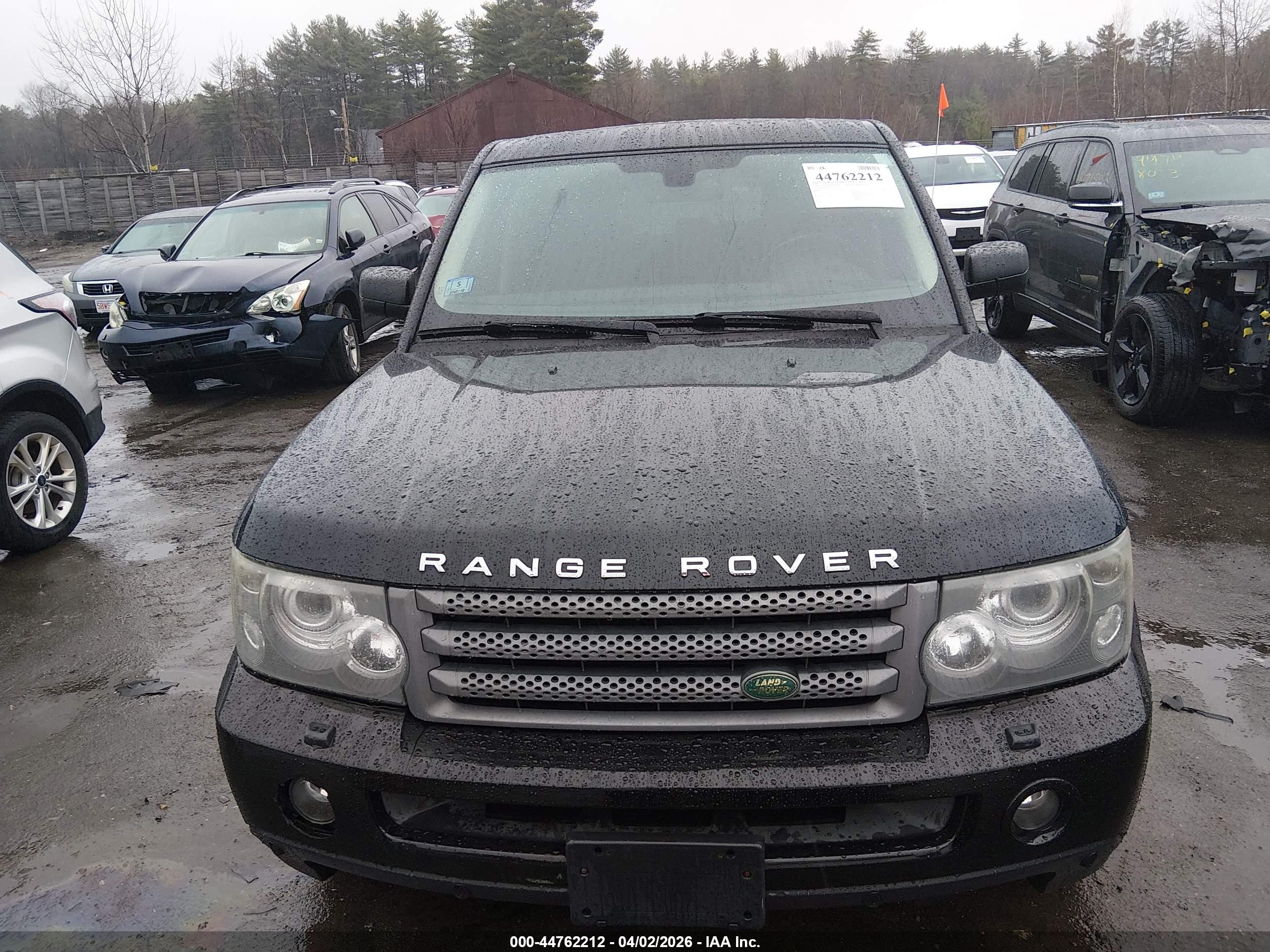 LAND ROVER image 6