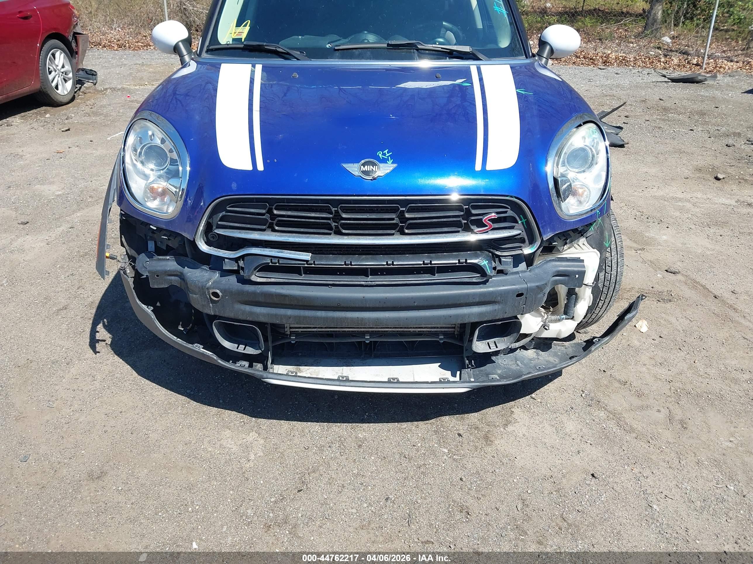 MINI COUNTRYMAN image 6