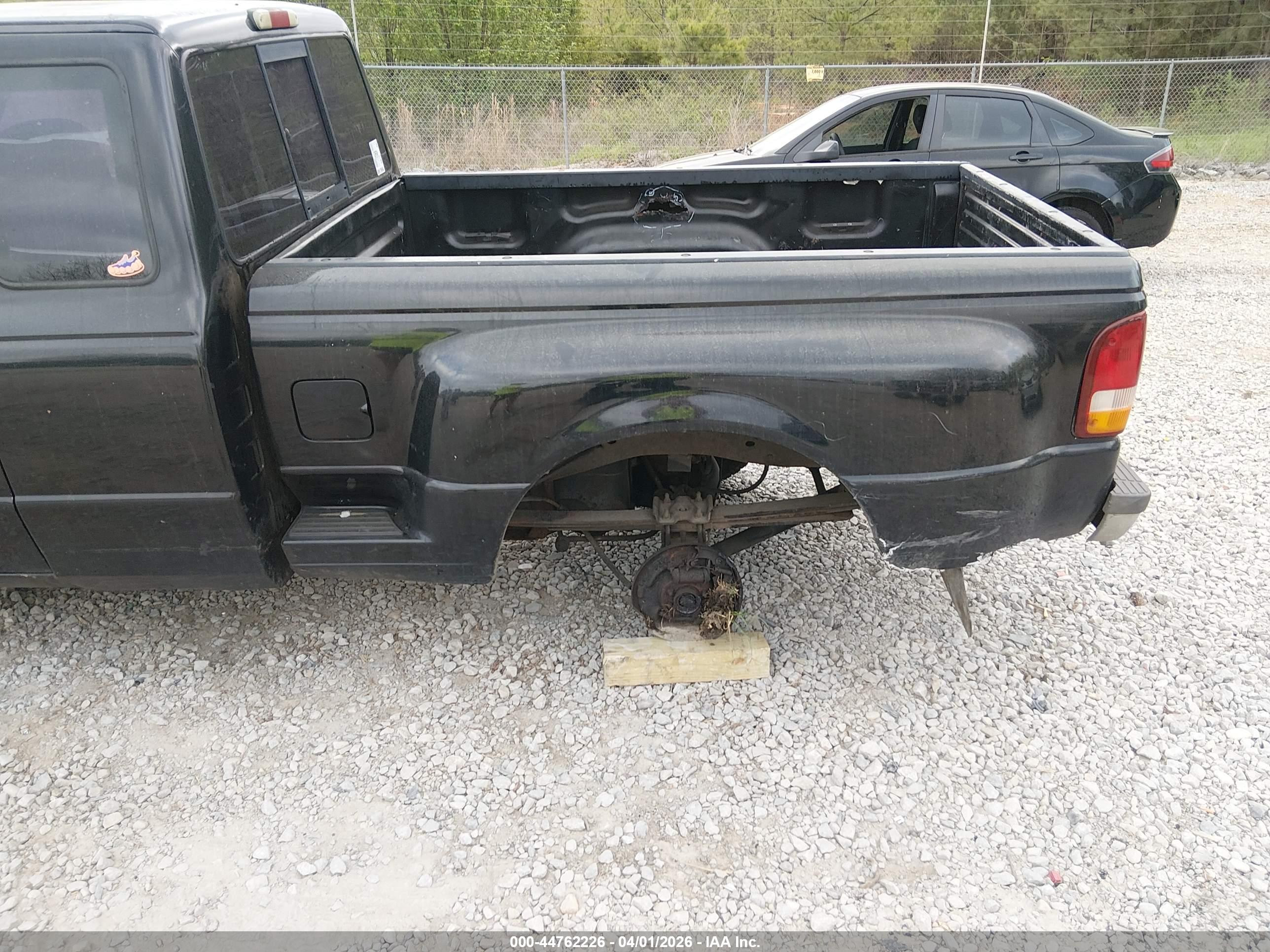 FORD RANGER image 6