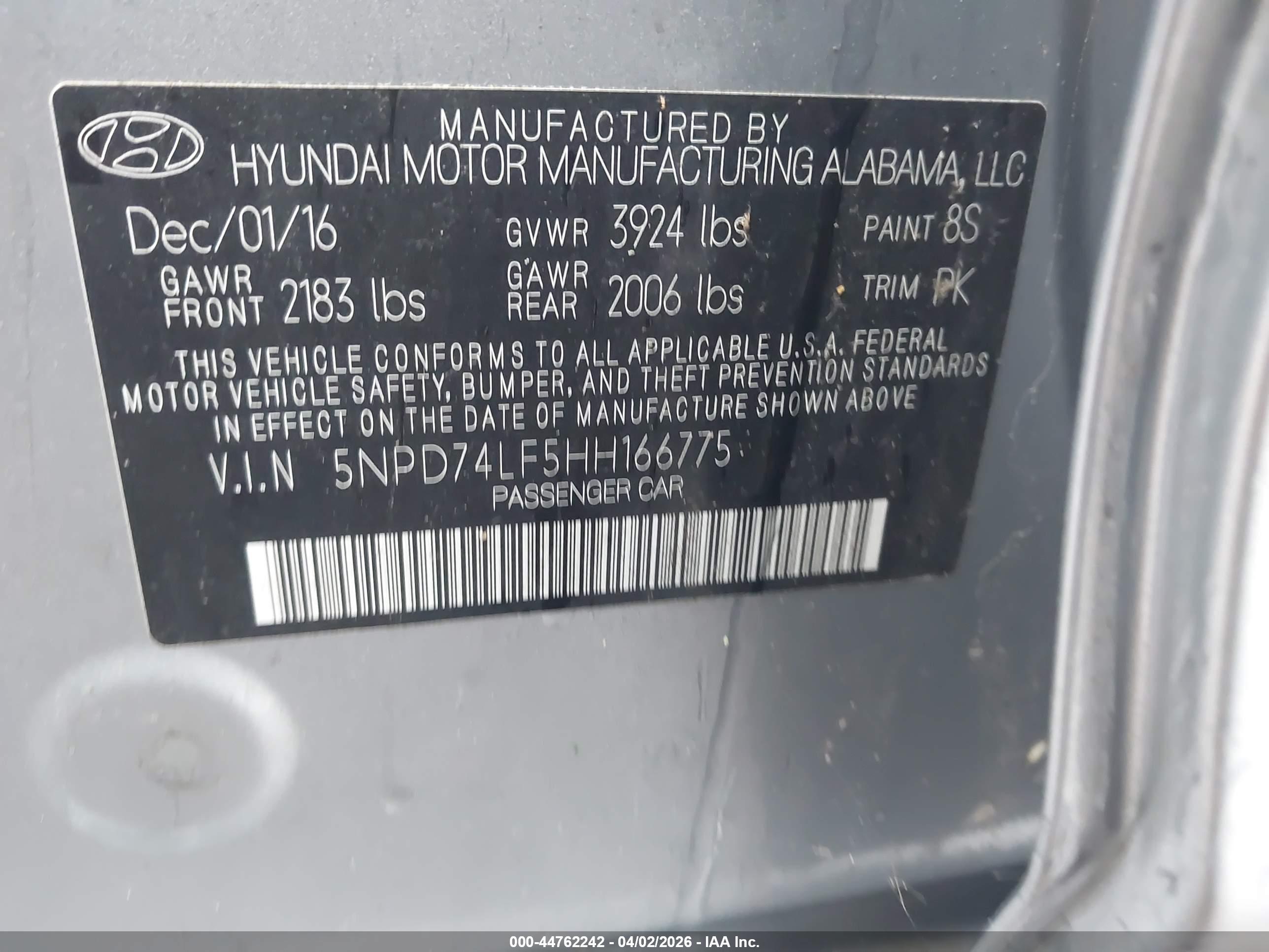 HYUNDAI ELANTRA image 9