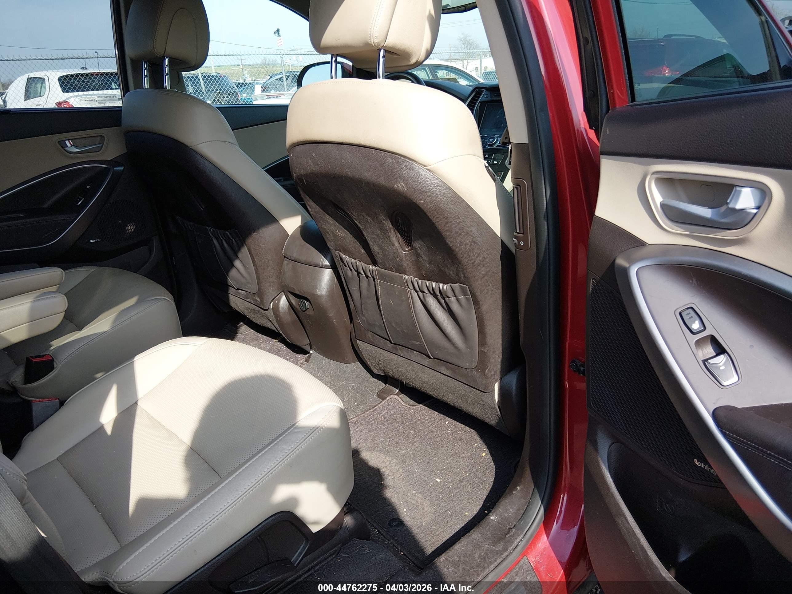 HYUNDAI SANTA image 8