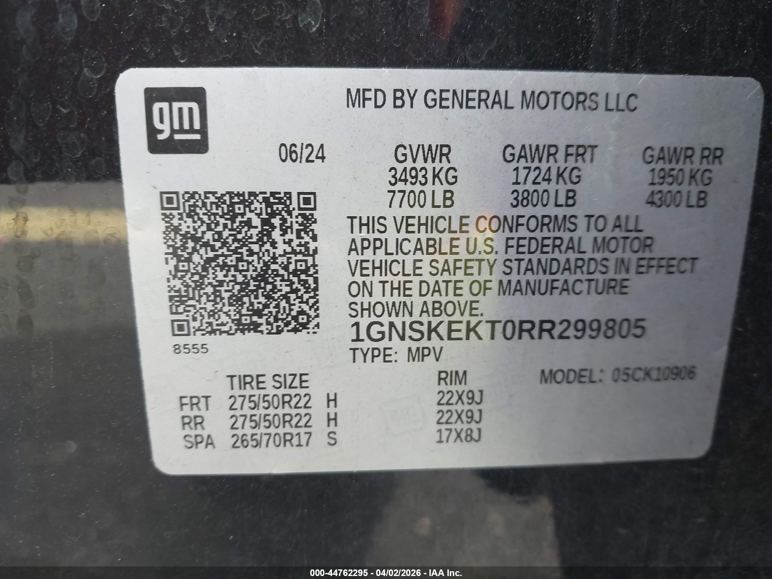 CHEVROLET SUBURBAN image 9