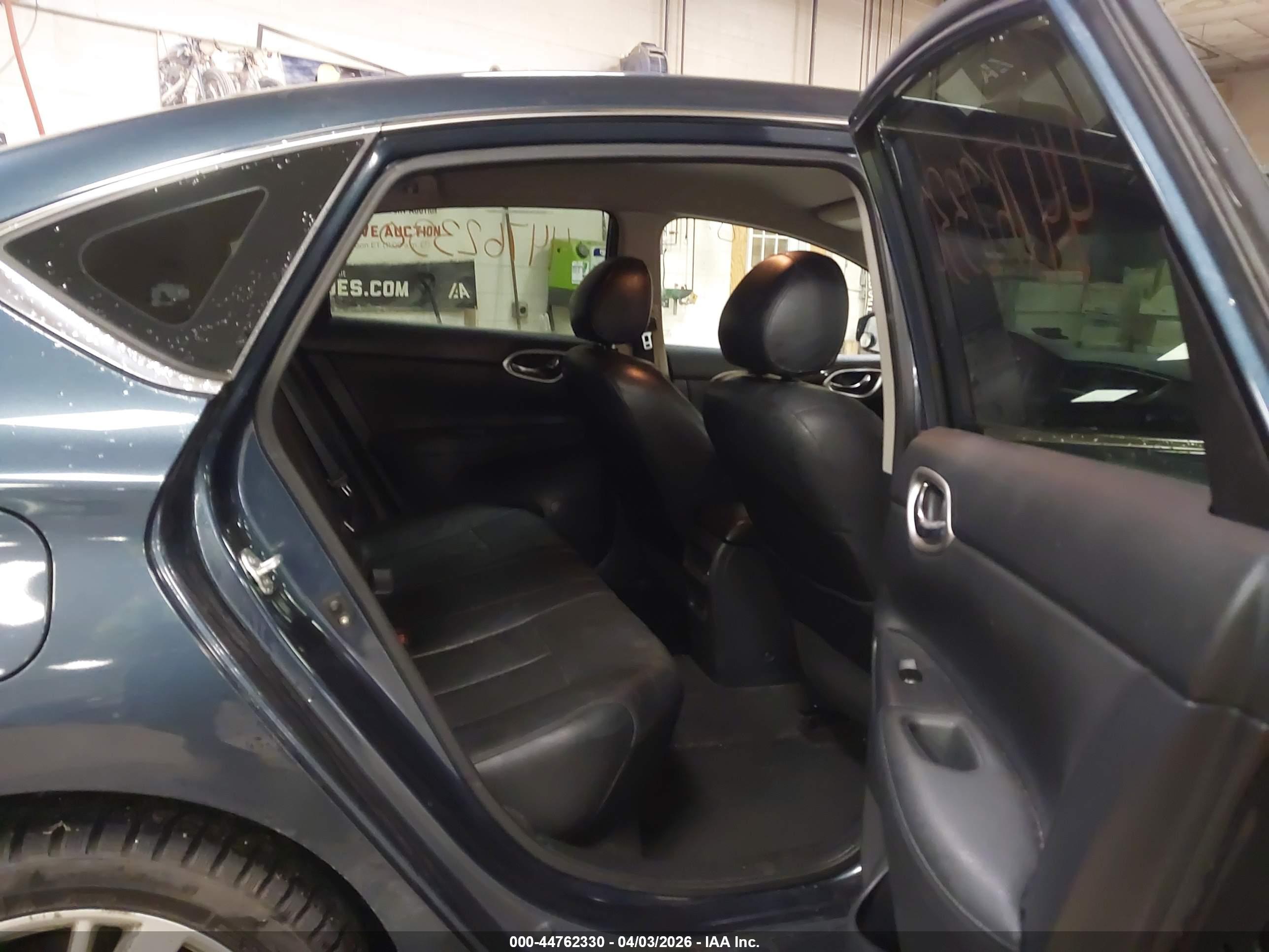 NISSAN SENTRA image 8