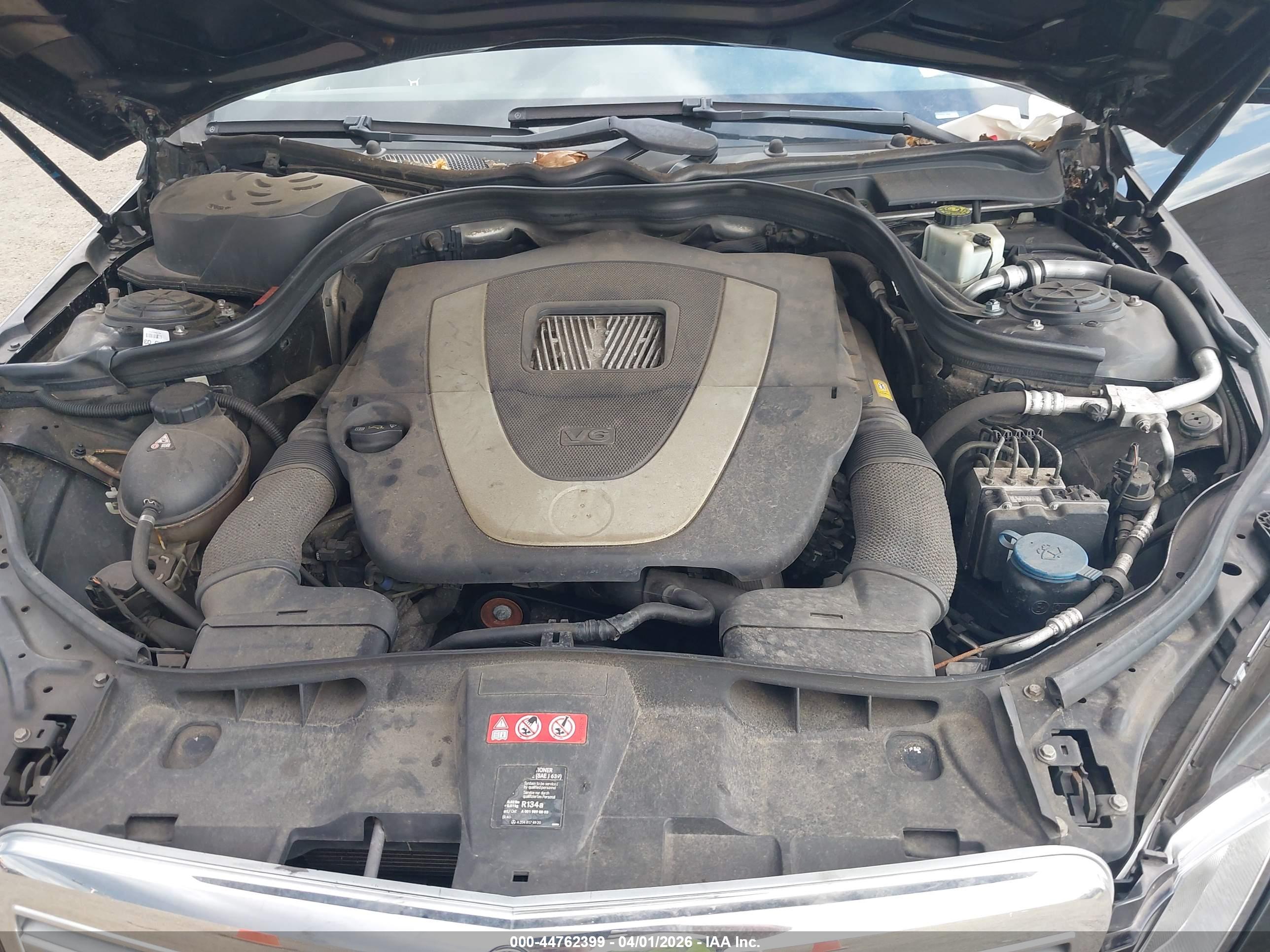 MERCEDES-BENZ E image 10