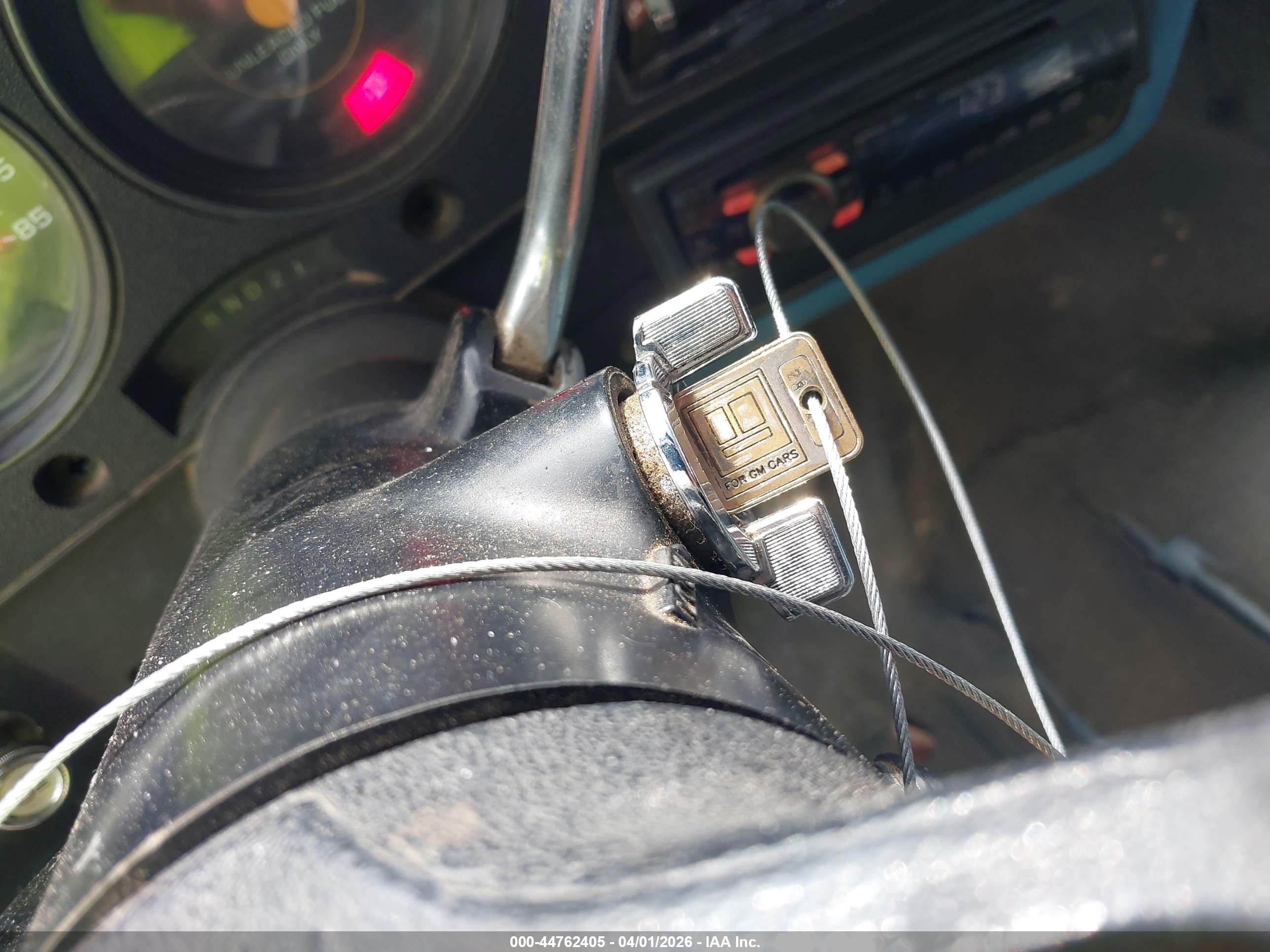 CHEVROLET K10 image 11