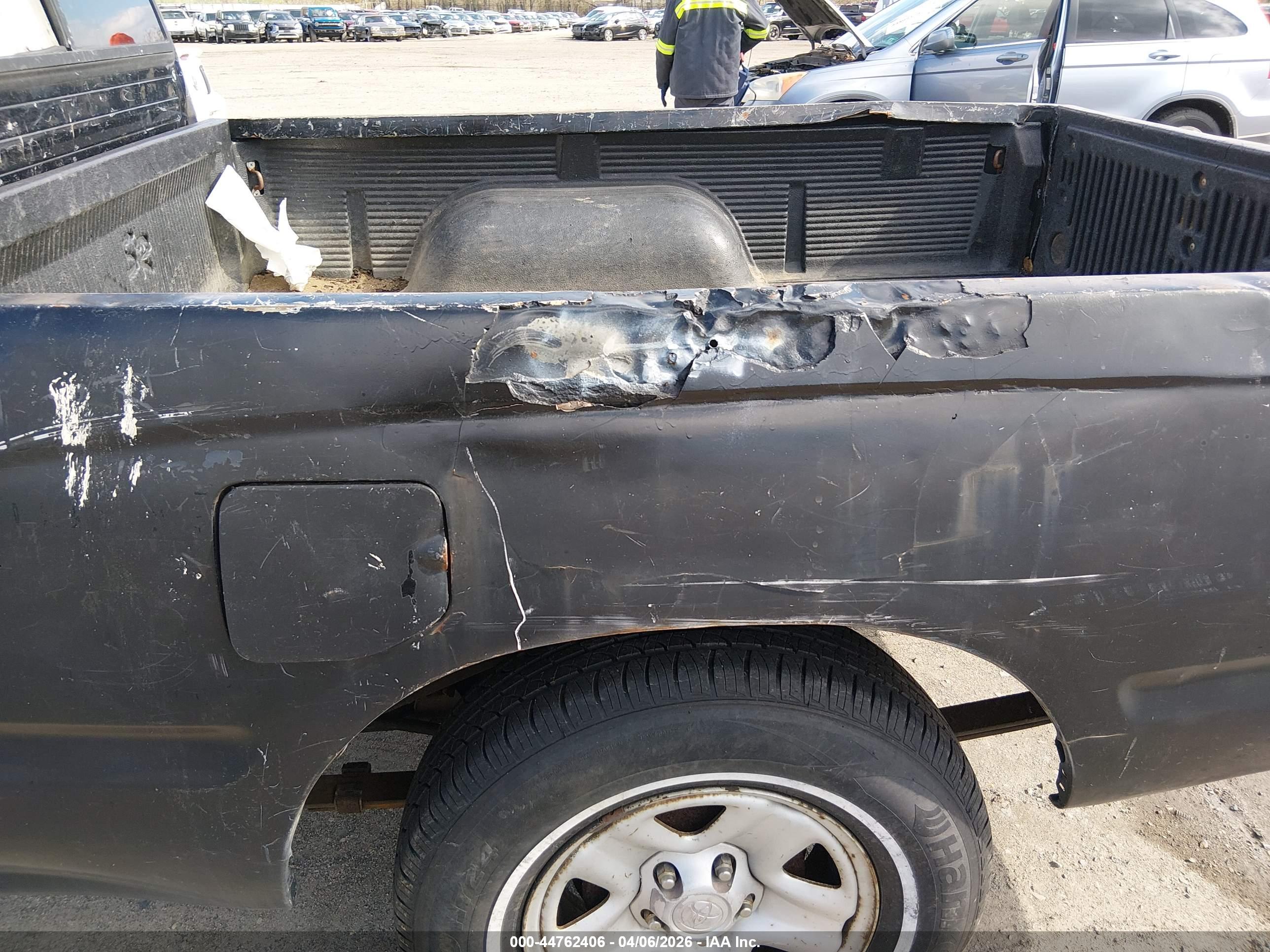 TOYOTA TACOMA image 6