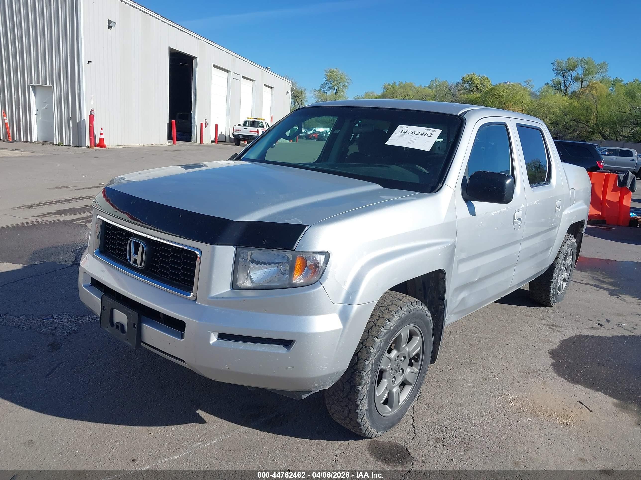 HONDA RIDGELINE image 2