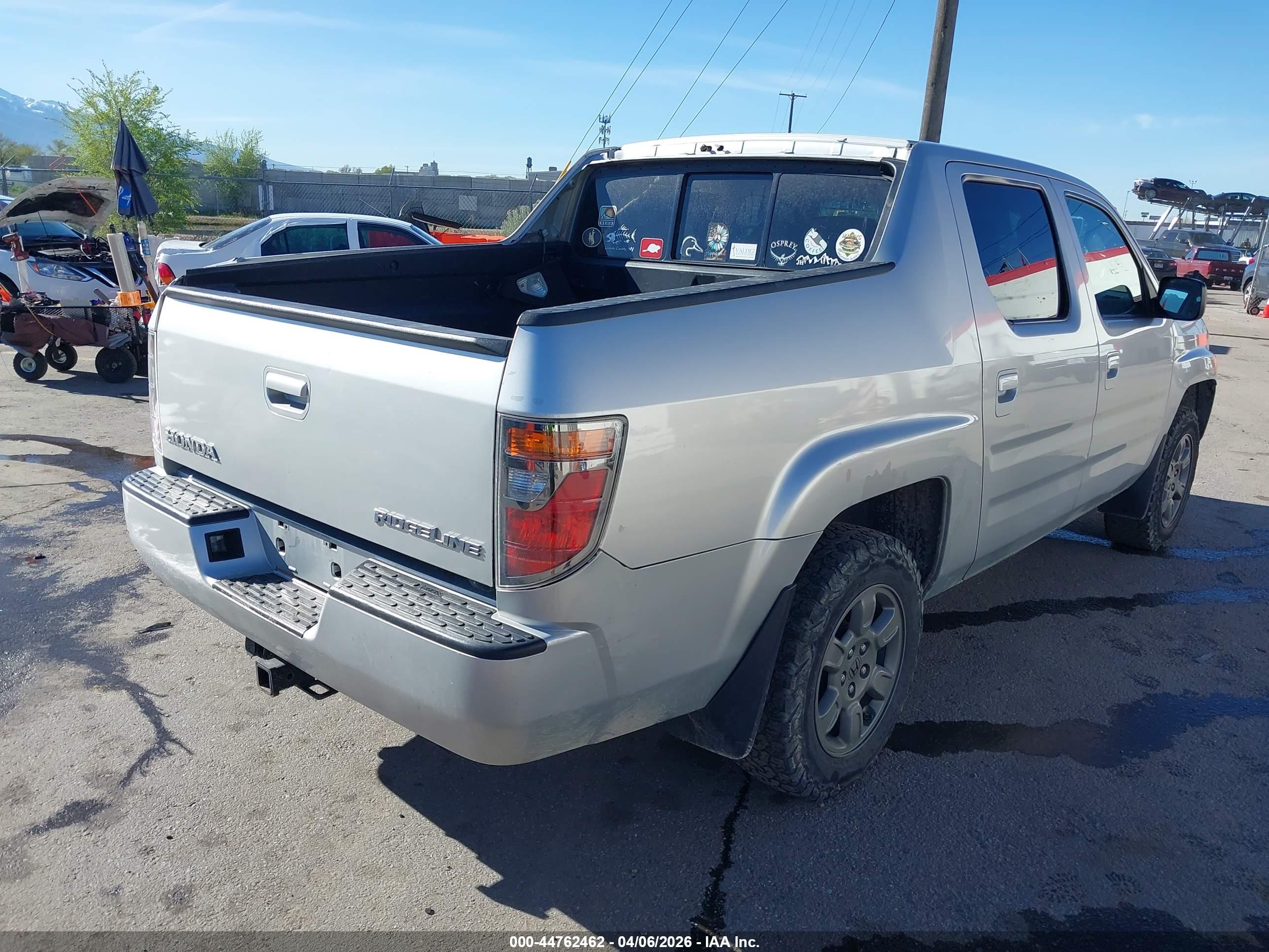 HONDA RIDGELINE image 4