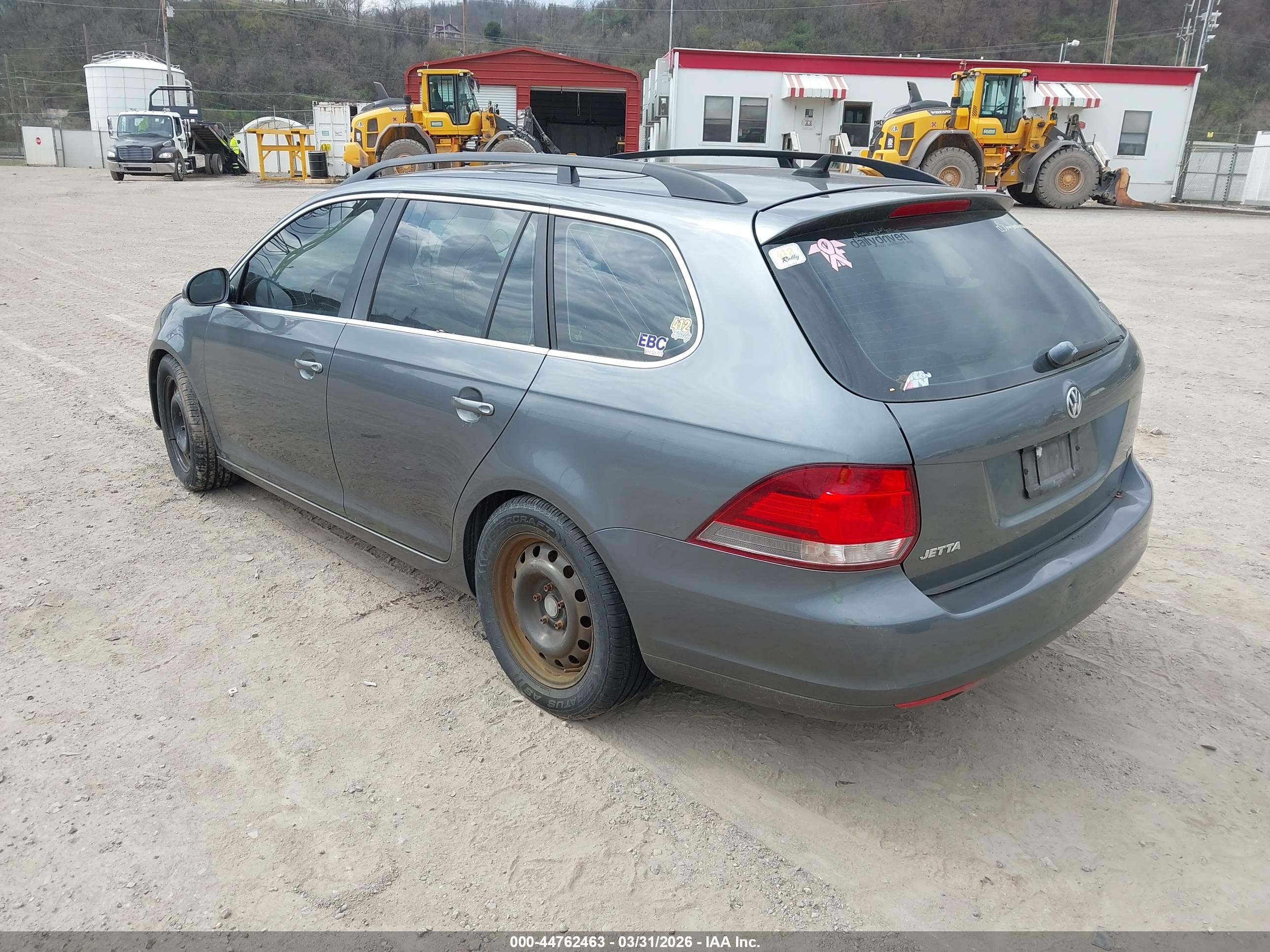 VOLKSWAGEN JETTA image 3