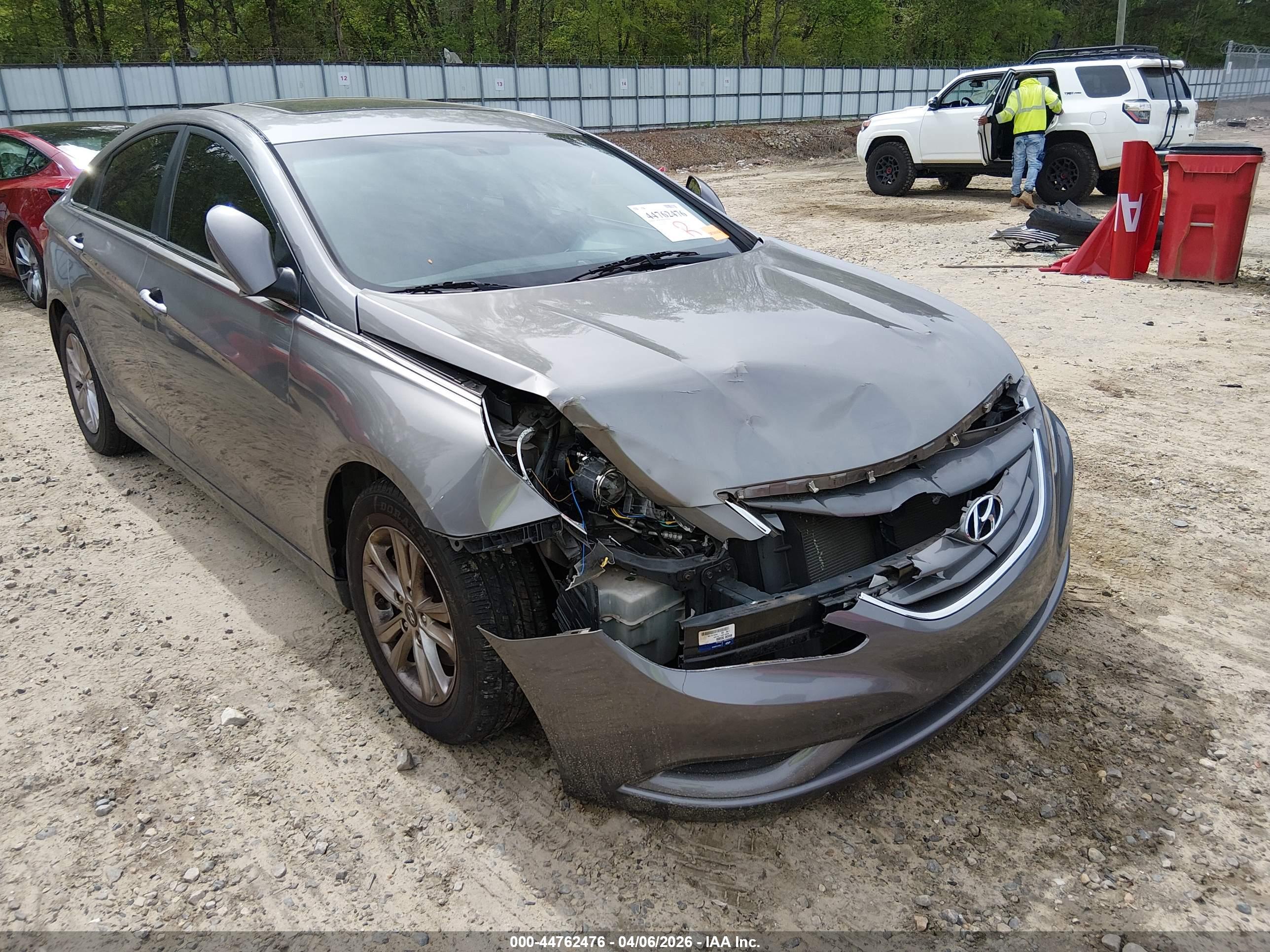 HYUNDAI SONATA image 6