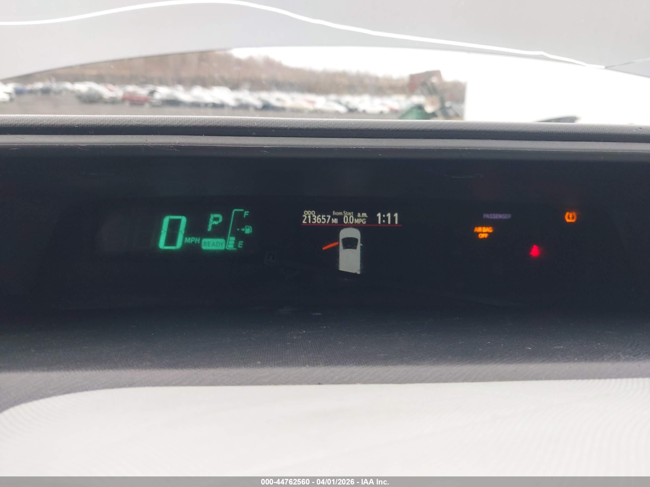 TOYOTA PRIUS image 7