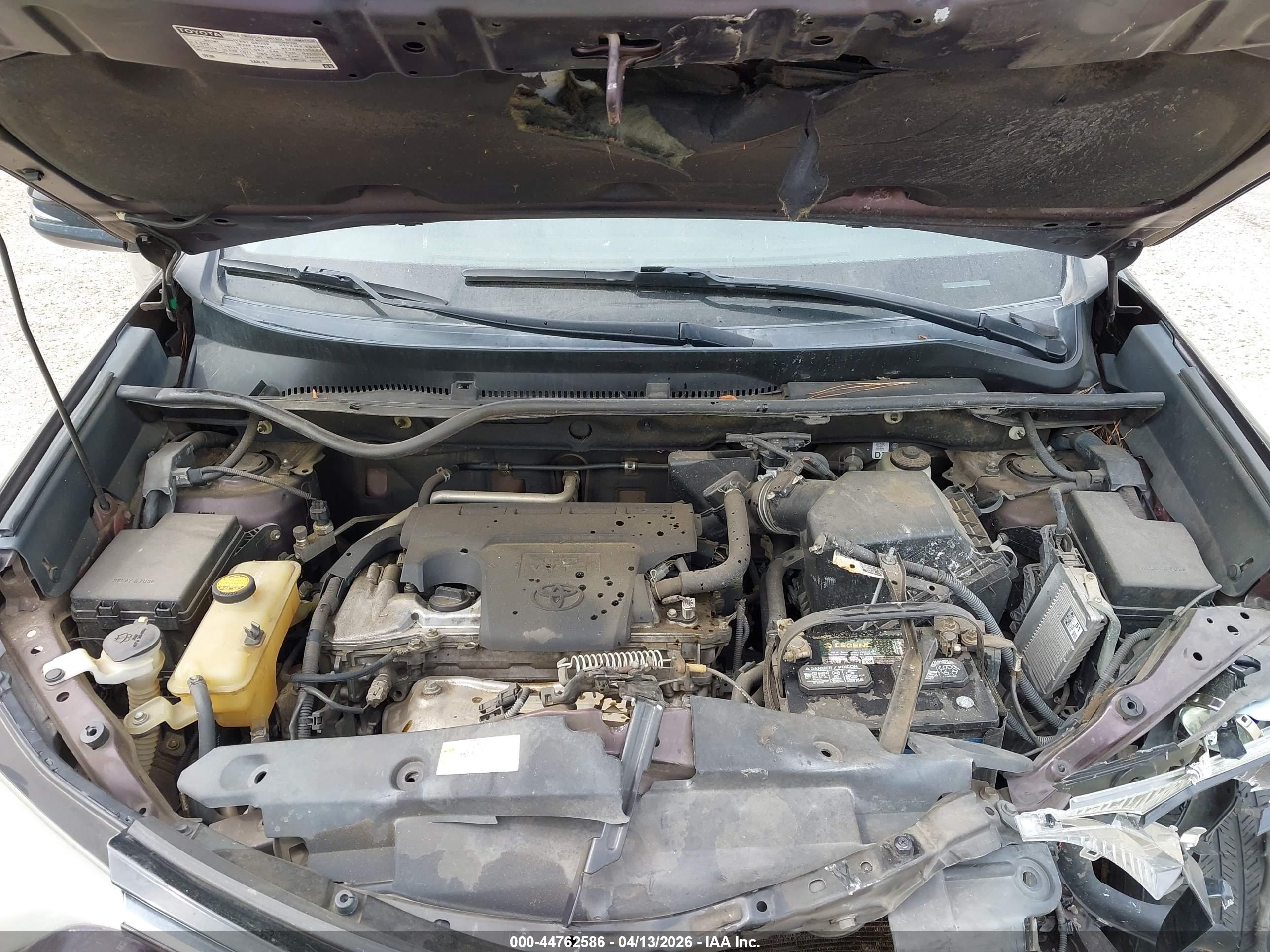TOYOTA RAV4 image 10