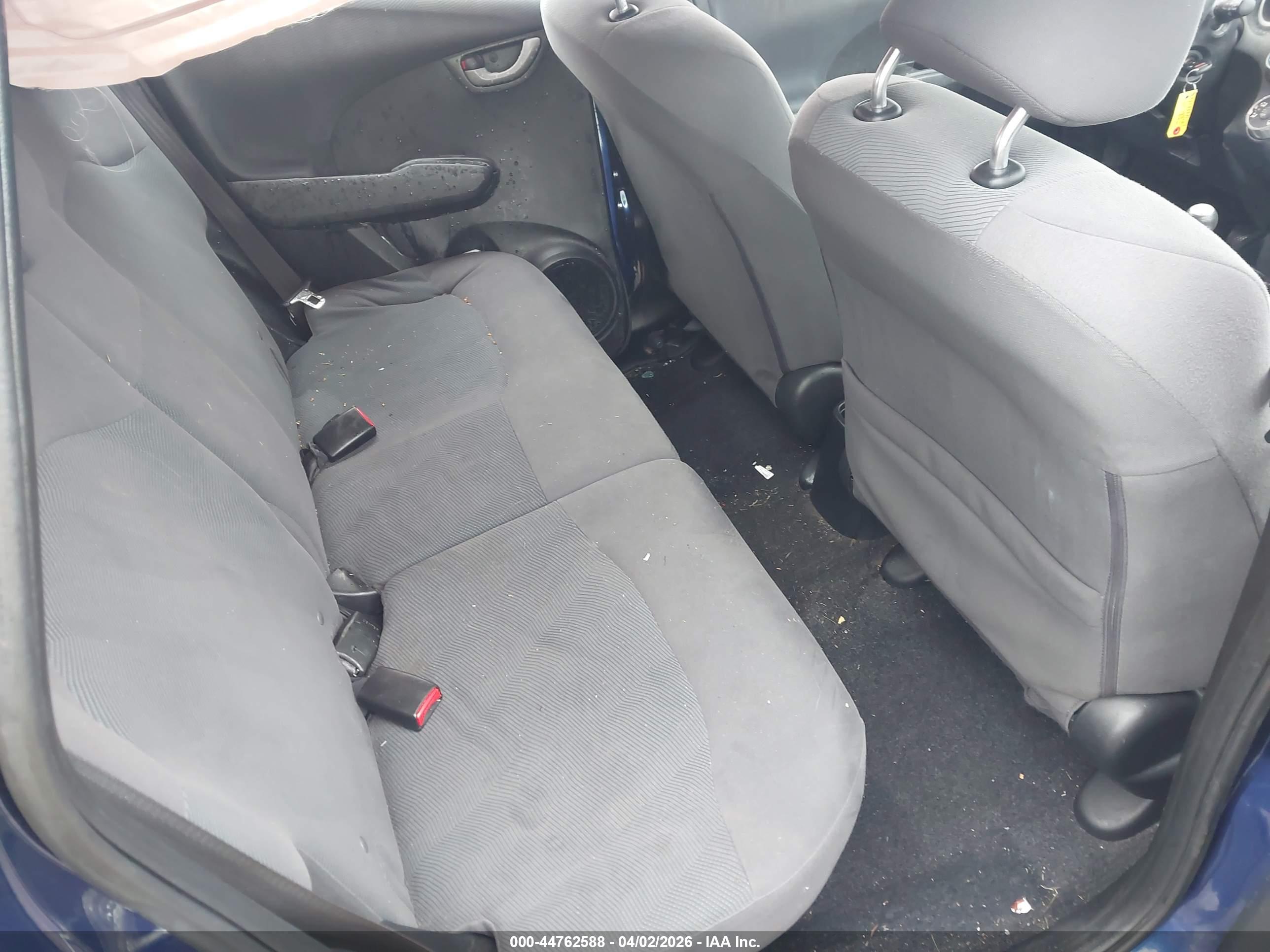 HONDA FIT image 8
