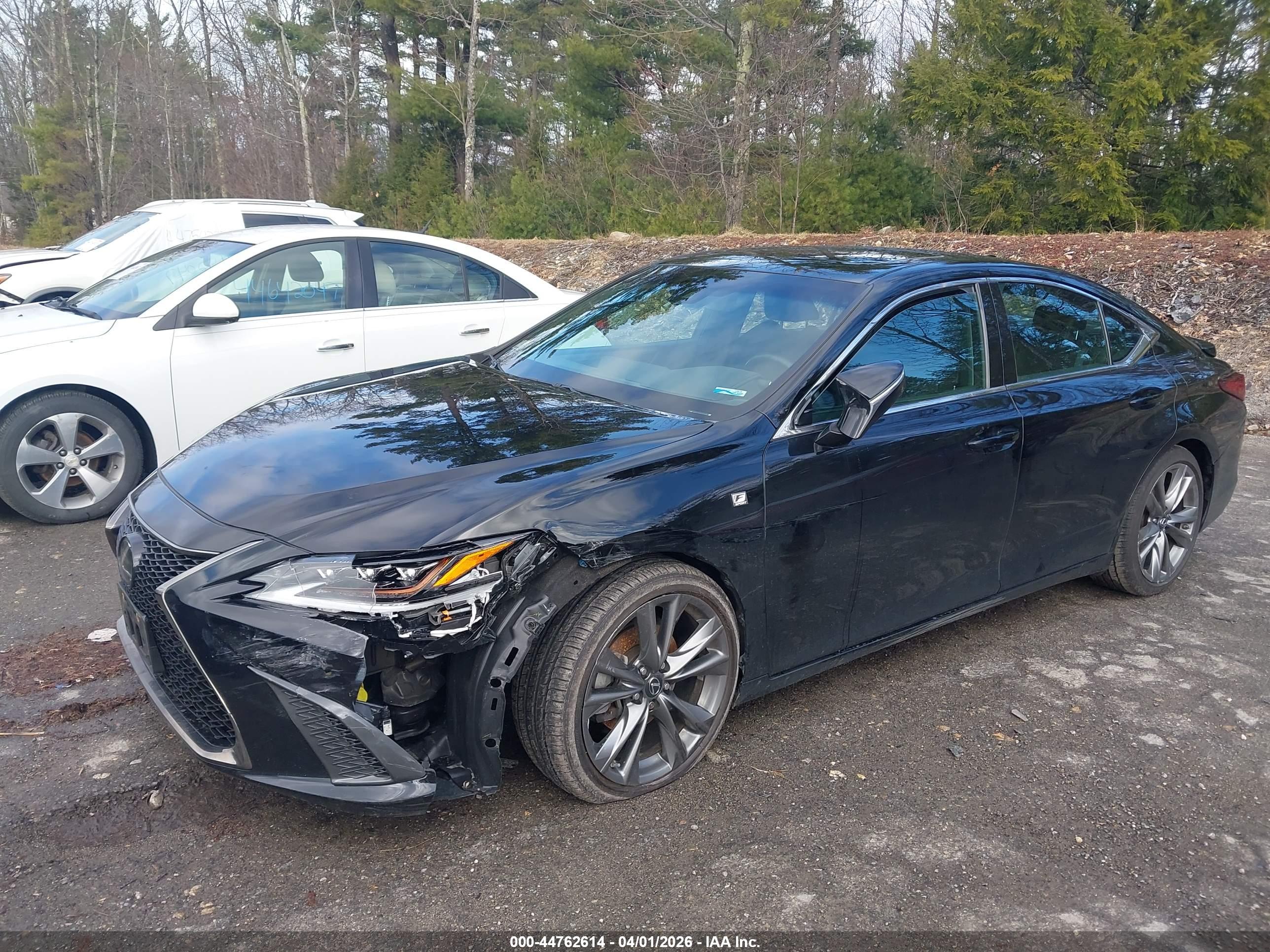 LEXUS ES image 2