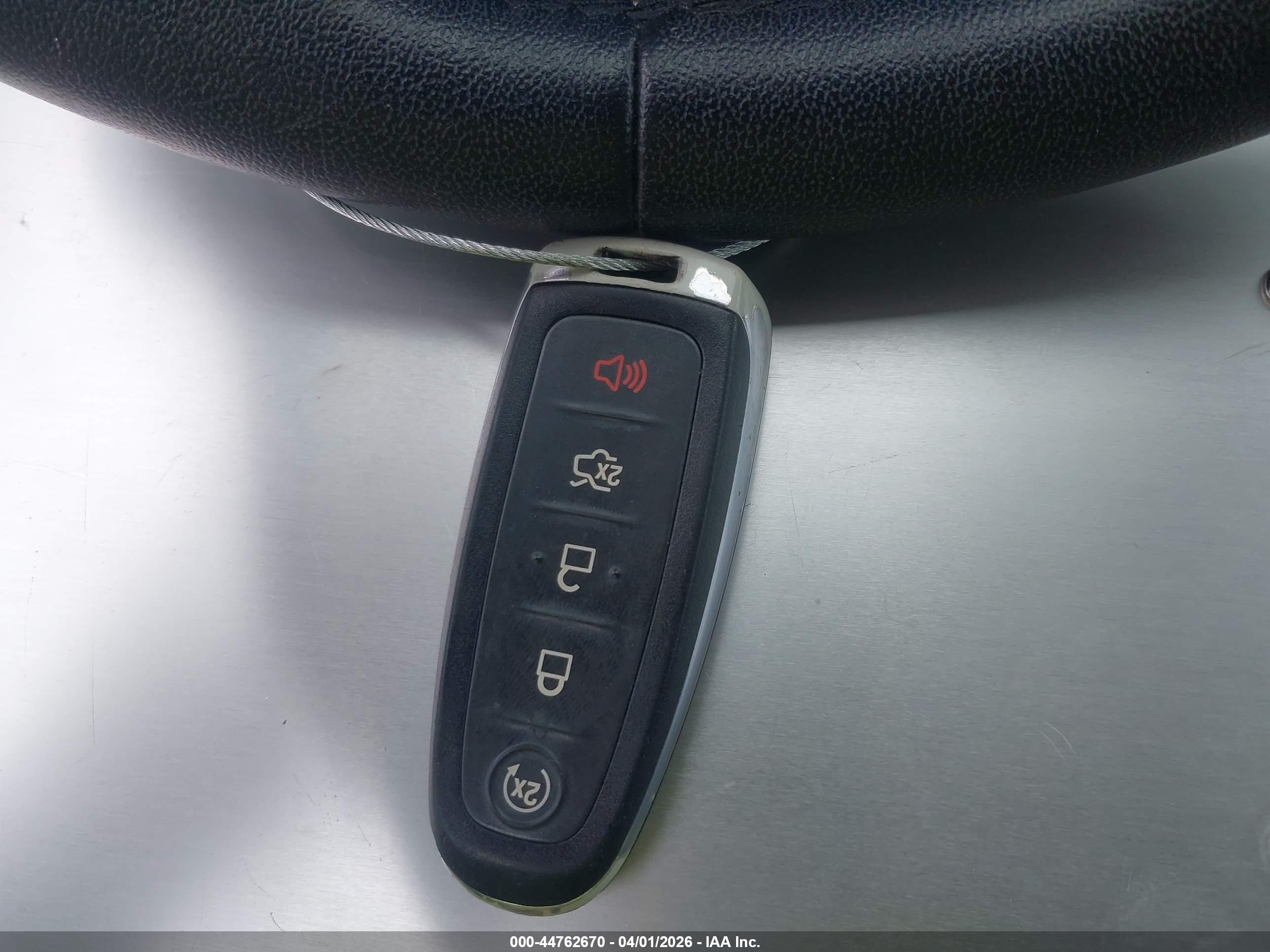 FORD ESCAPE image 11