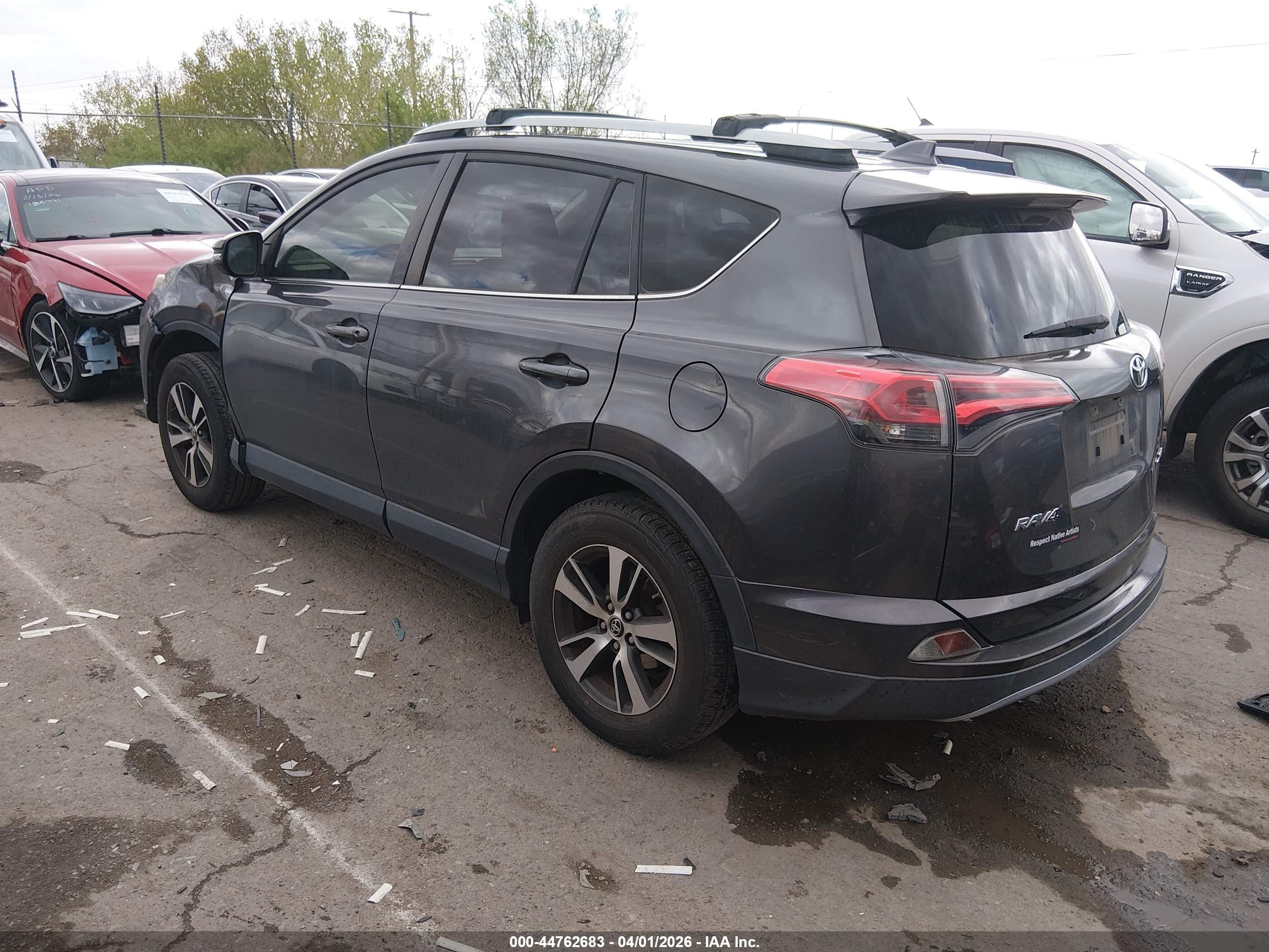 TOYOTA RAV4 image 3