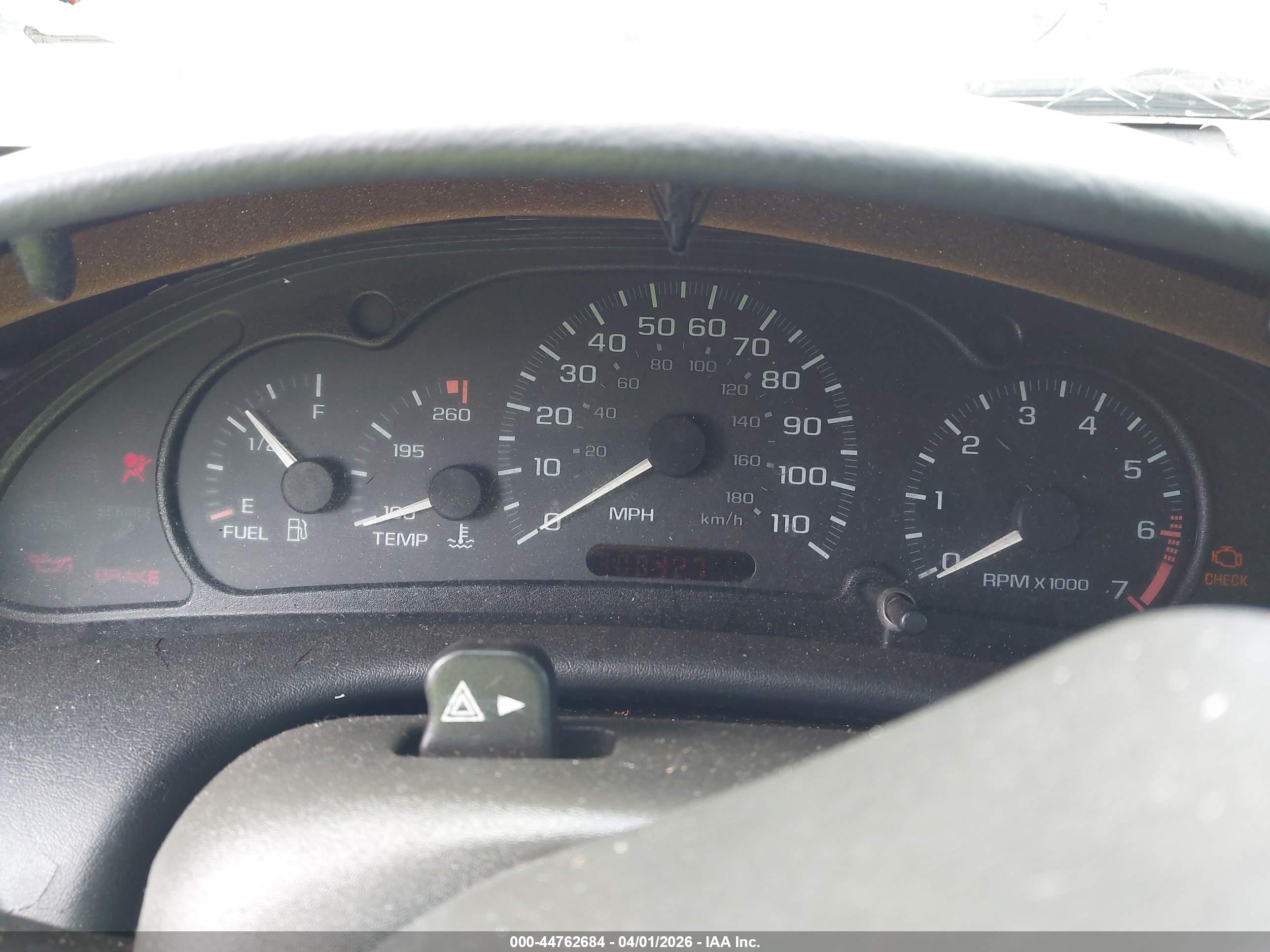 CHEVROLET CAVALIER image 7