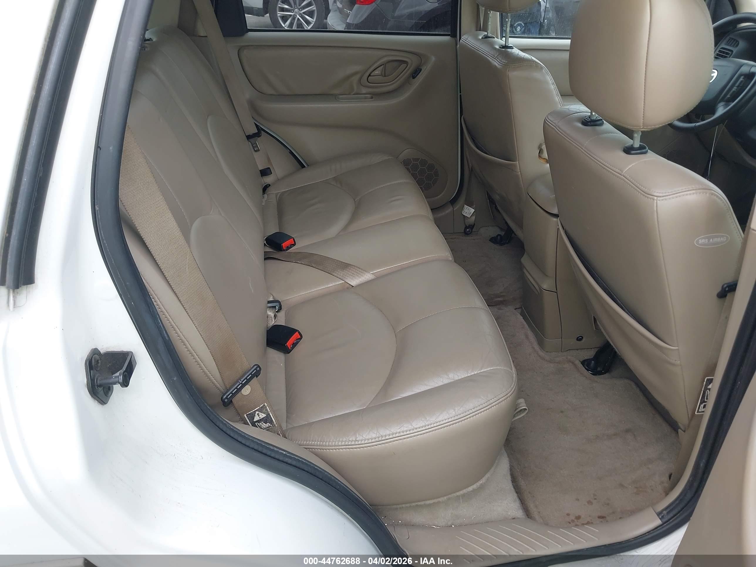 MAZDA TRIBUTE image 8