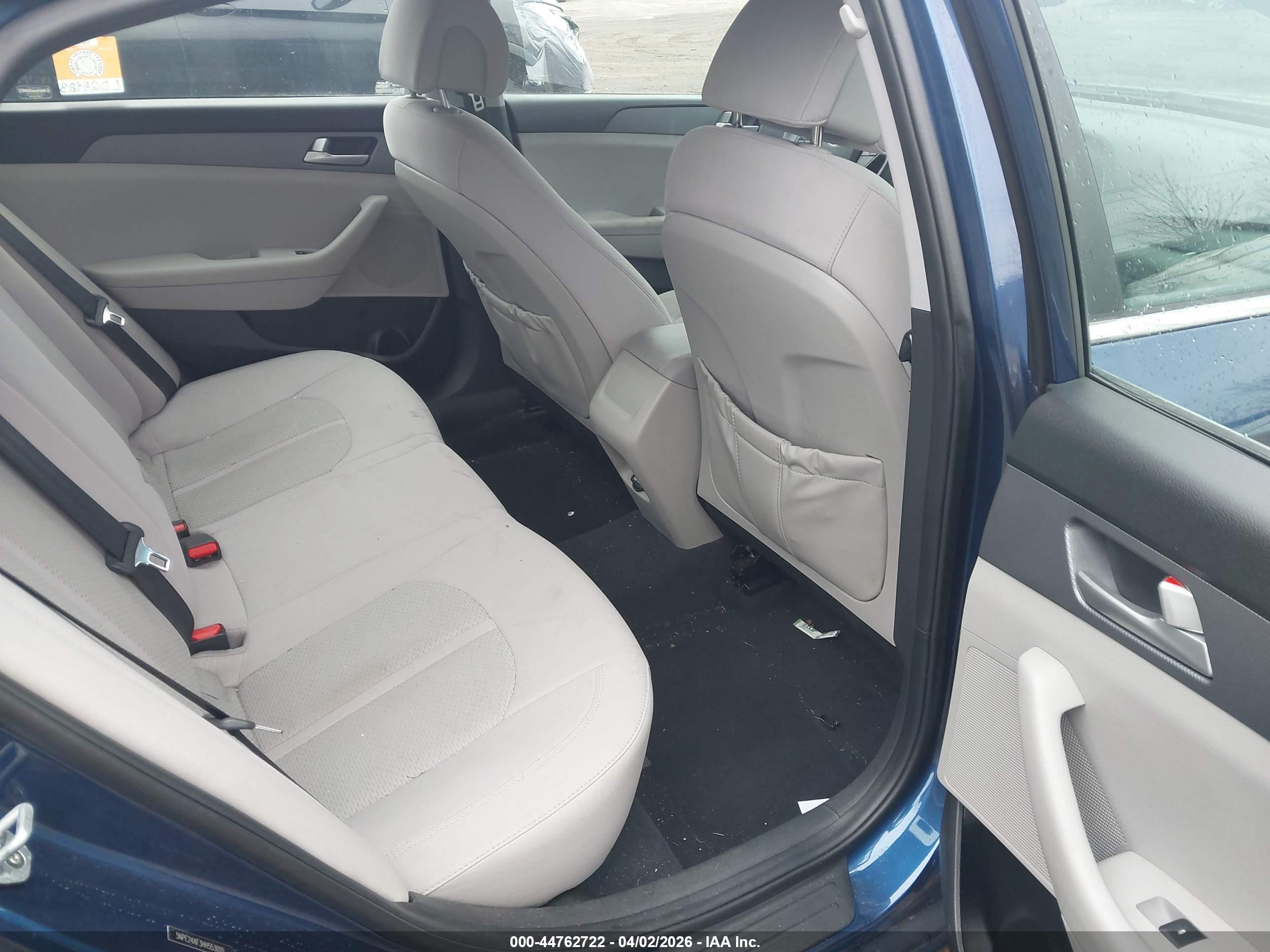 HYUNDAI SONATA image 8