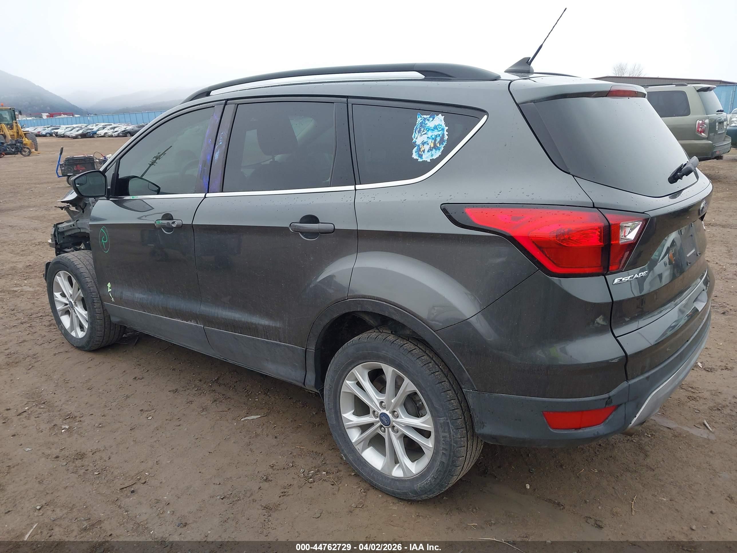 FORD ESCAPE image 3