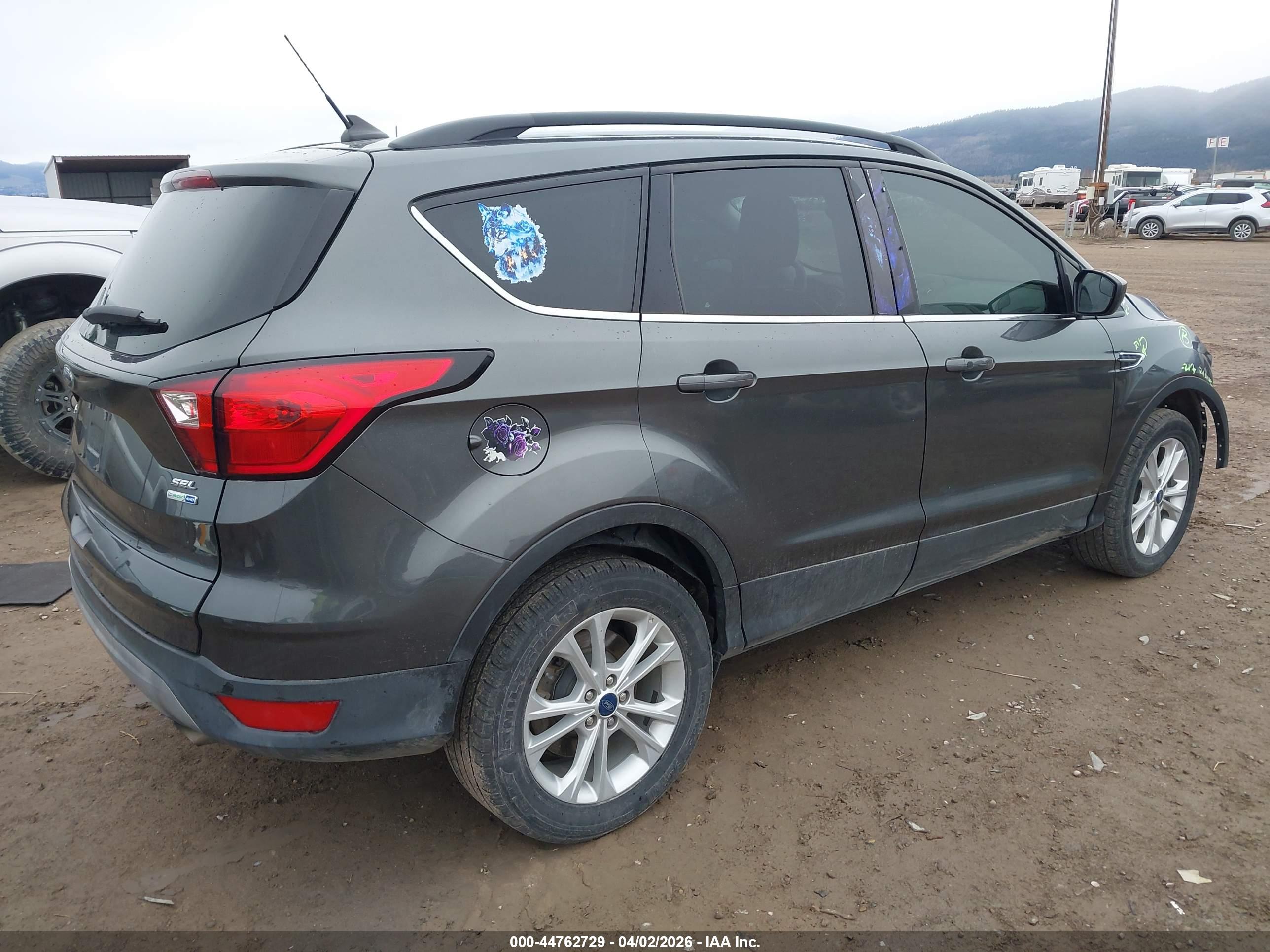 FORD ESCAPE image 4