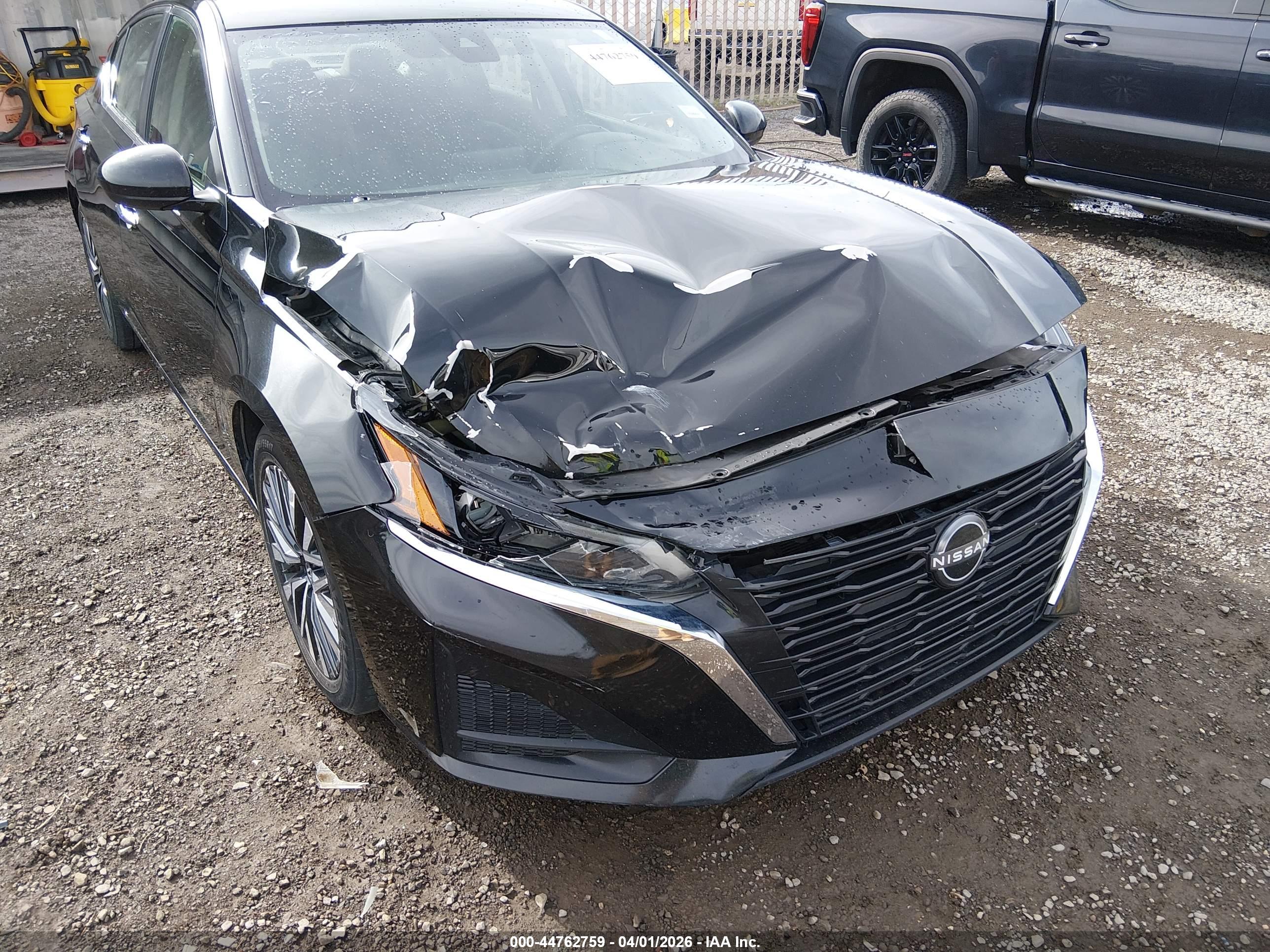 NISSAN ALTIMA image 6