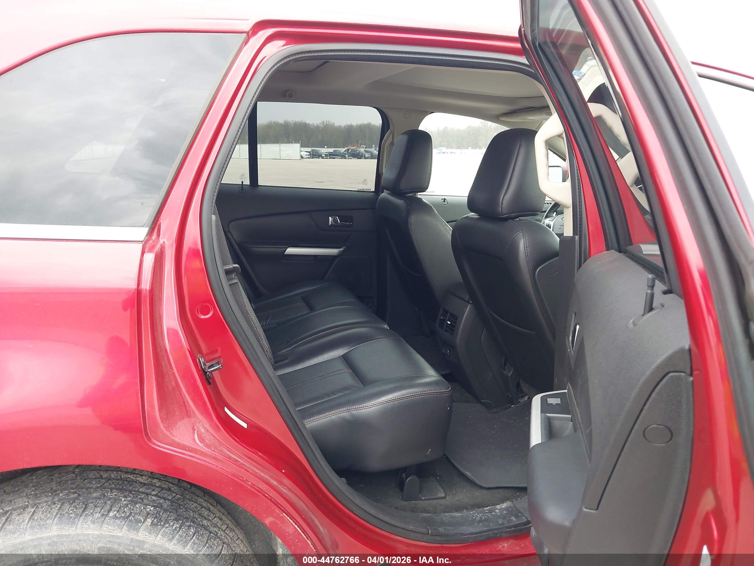 FORD EDGE image 8