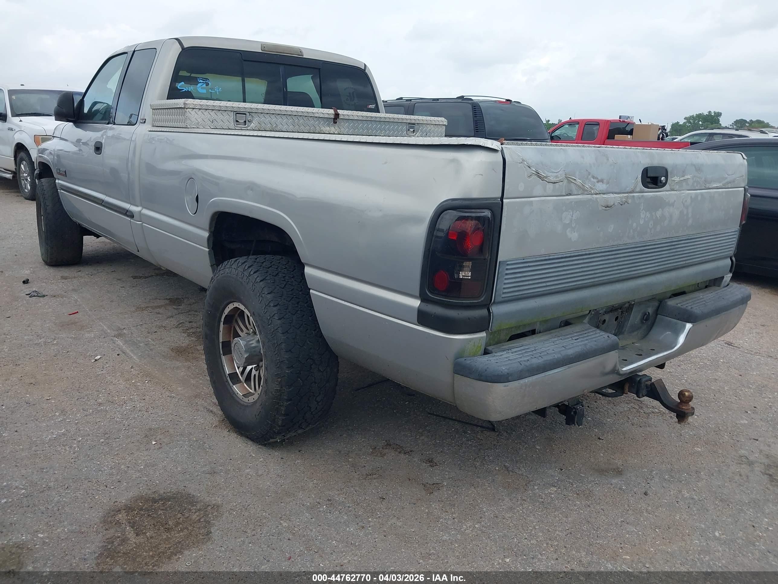 DODGE RAM image 3