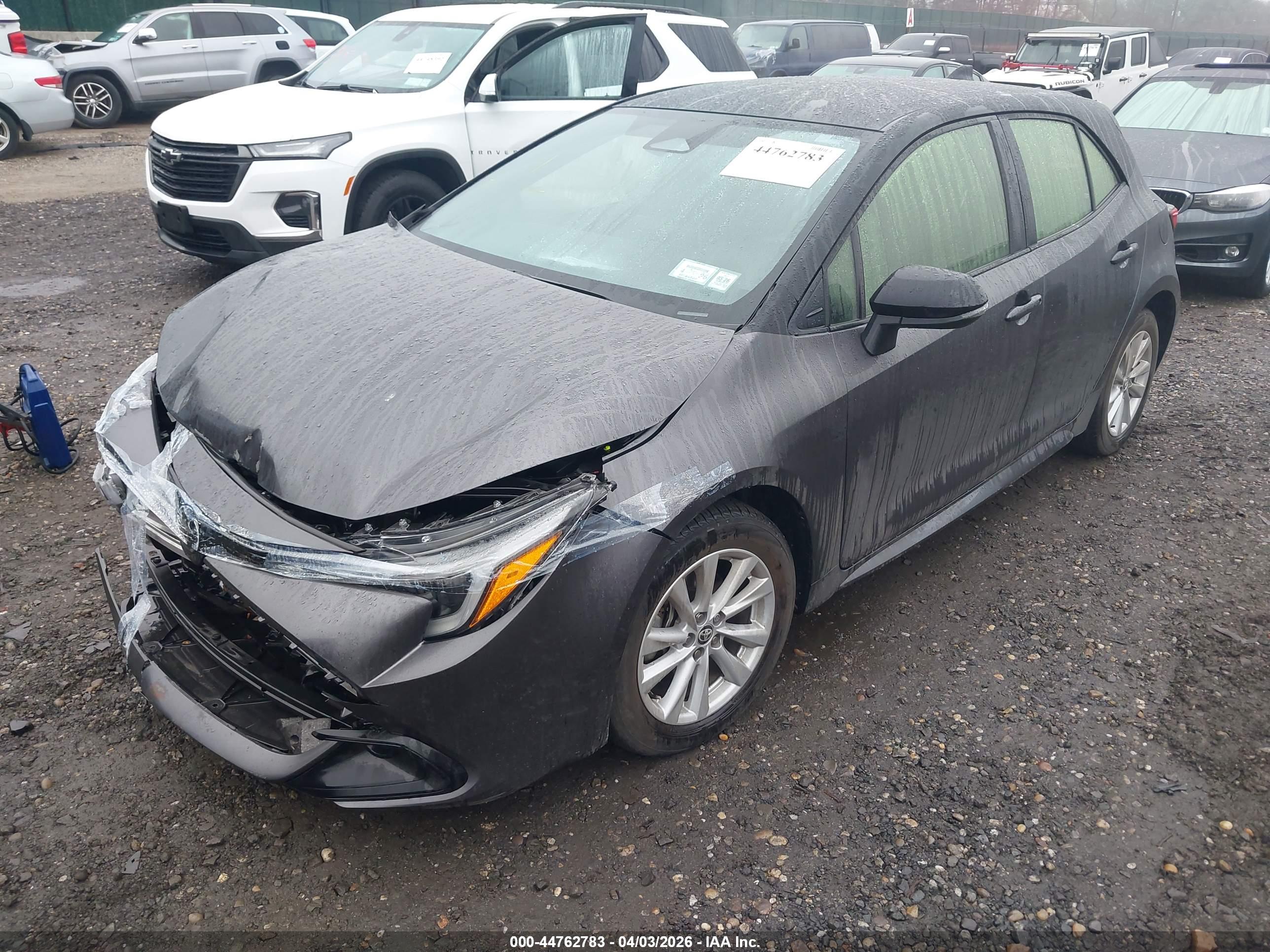 TOYOTA COROLLA image 2