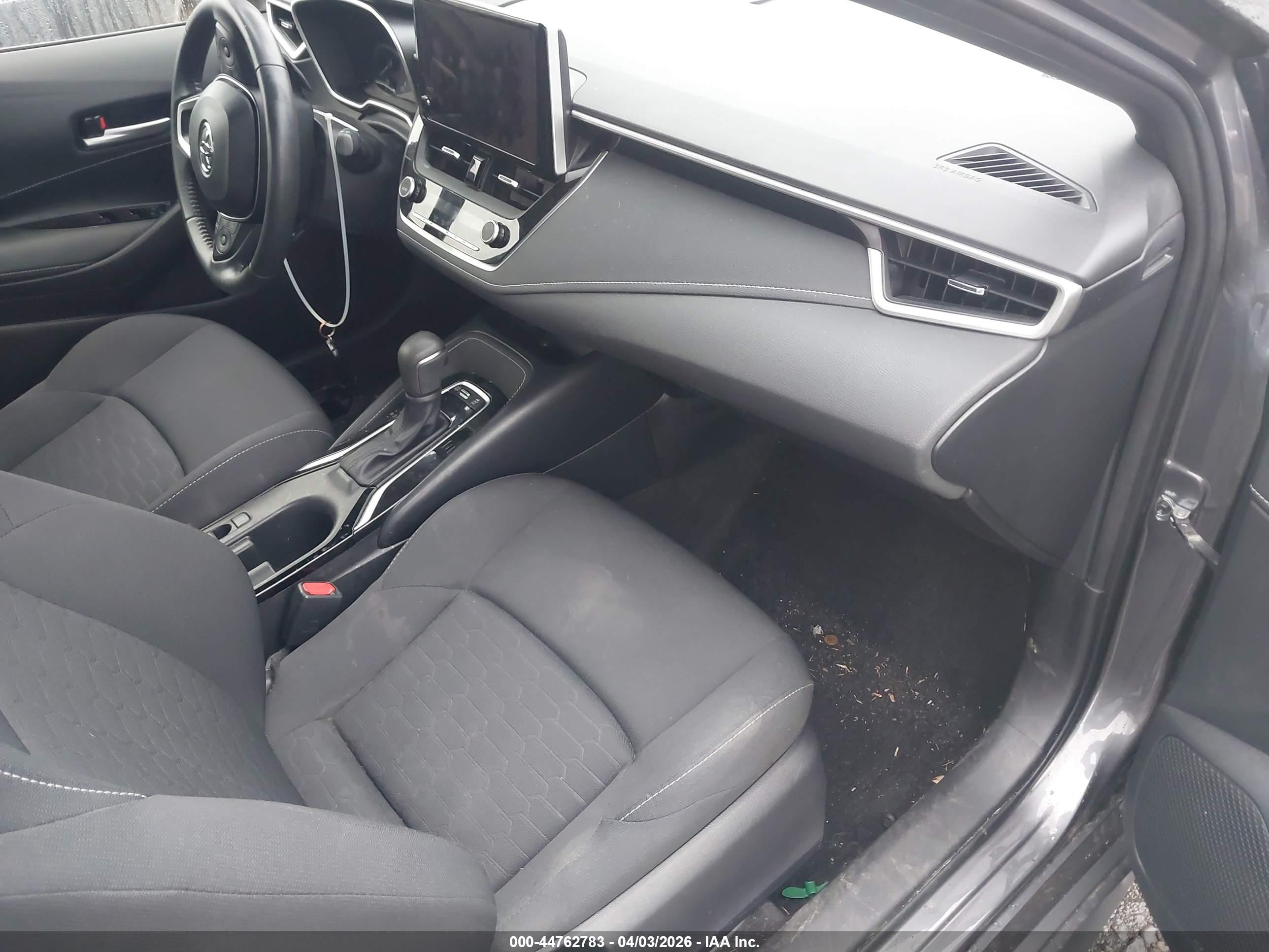 TOYOTA COROLLA image 5