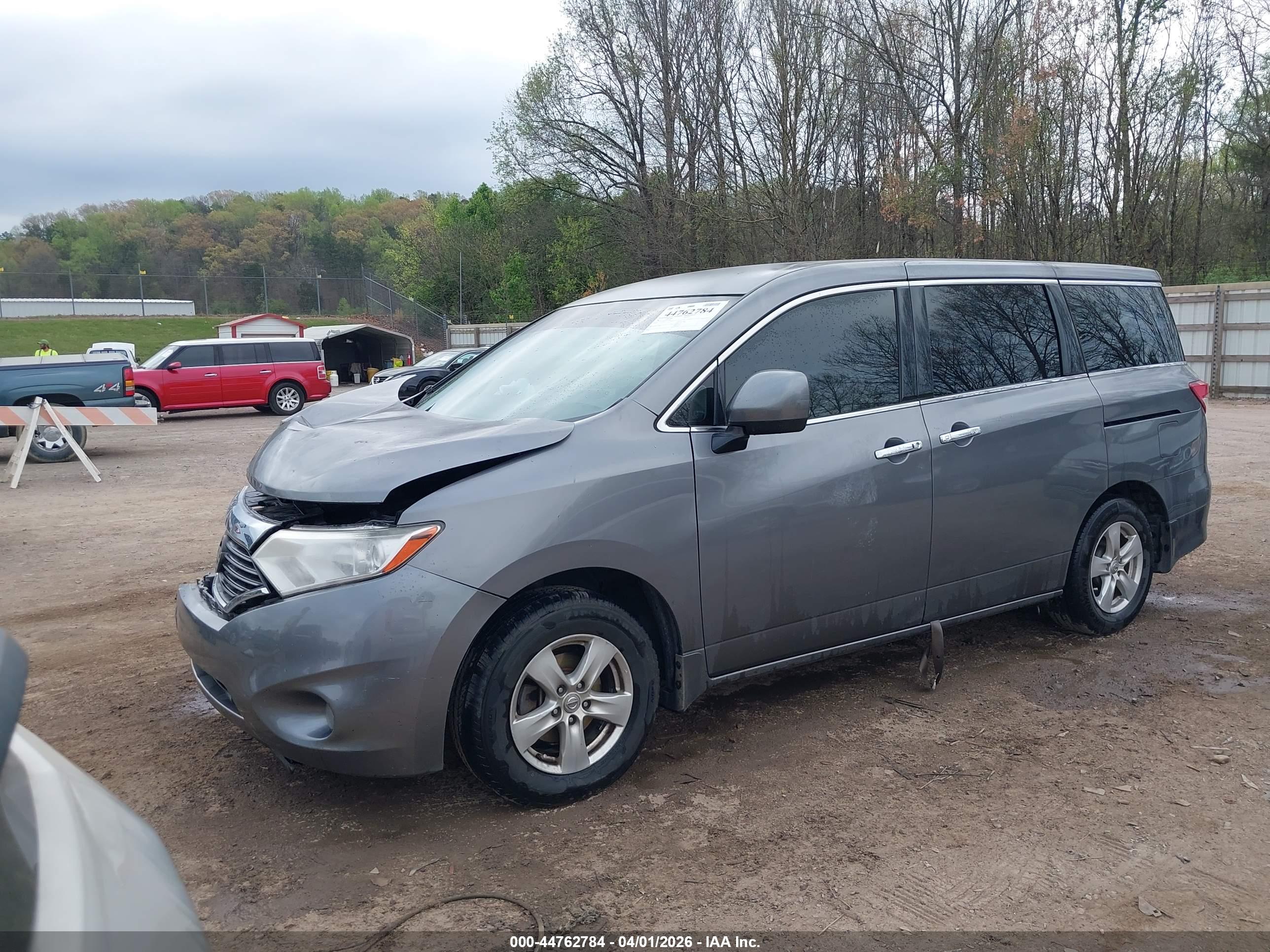 NISSAN QUEST image 2