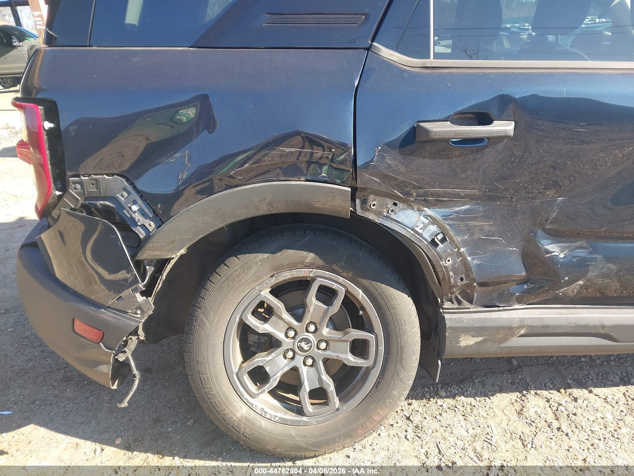 FORD BRONCO image 6