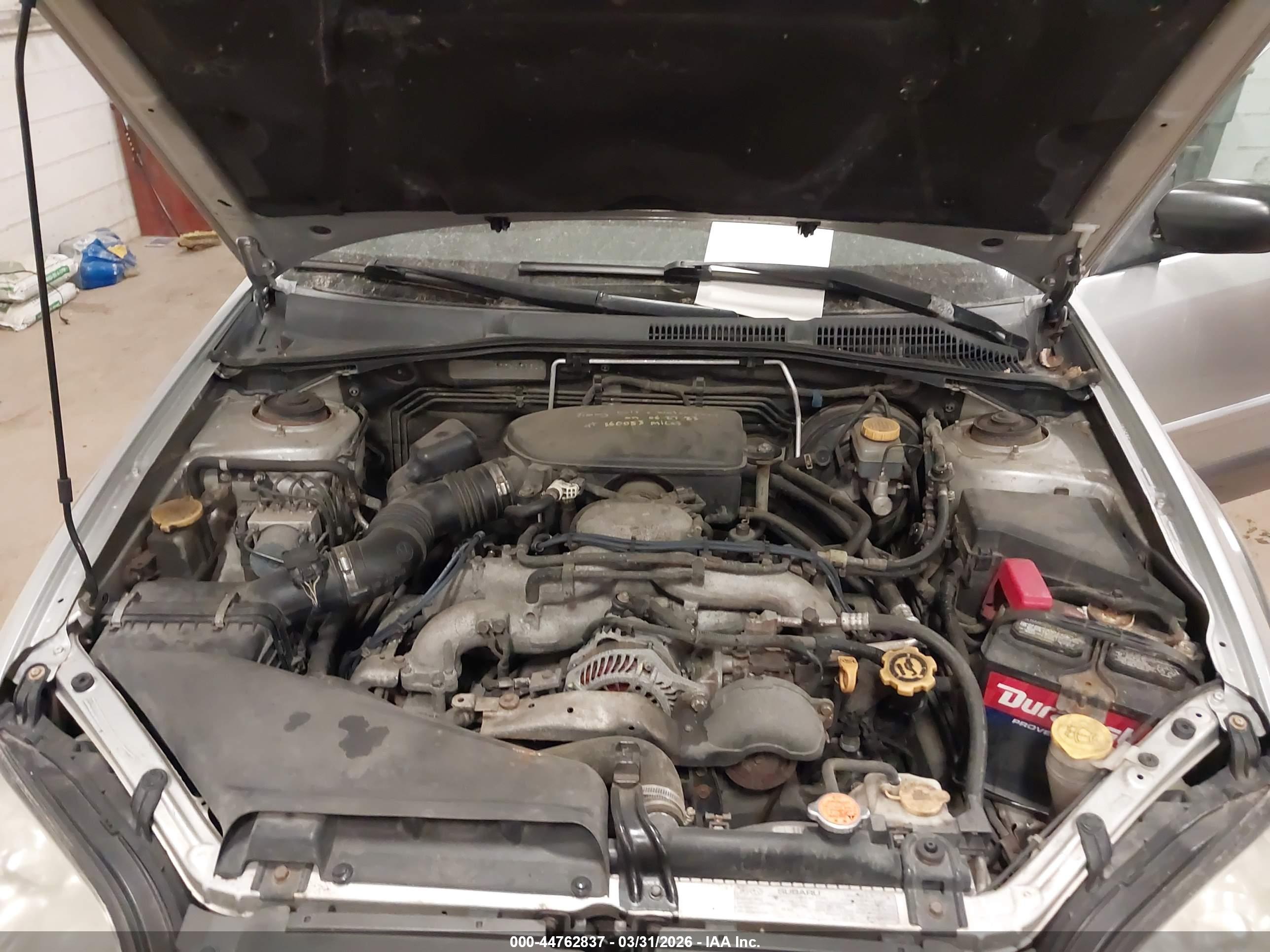 SUBARU OUTBACK image 10