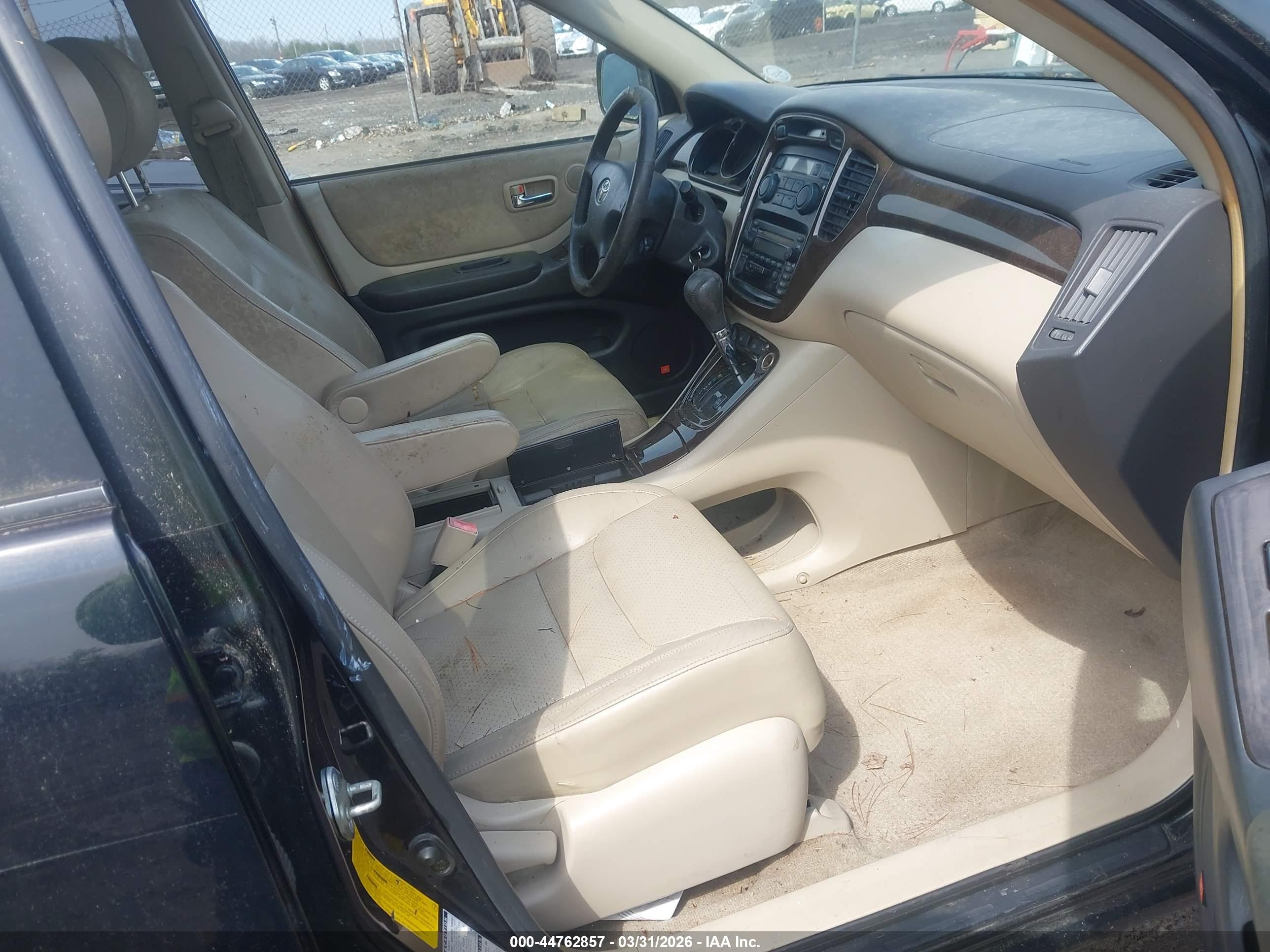 TOYOTA HIGHLANDER image 5