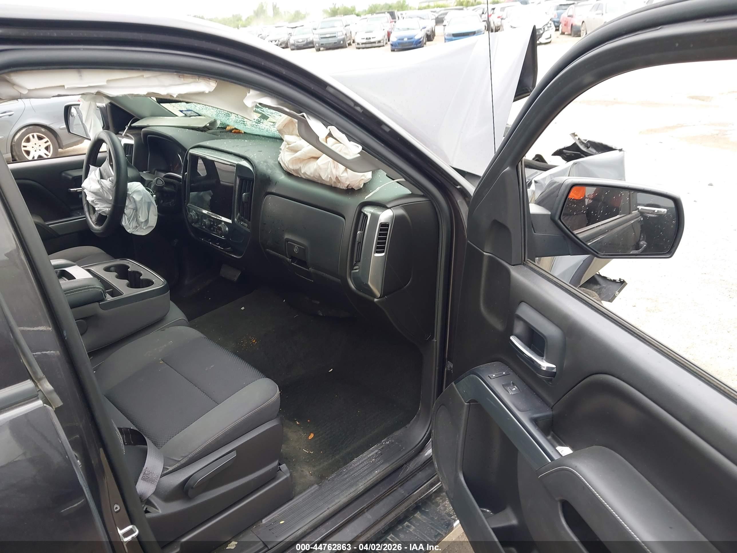 CHEVROLET SILVERADO image 5
