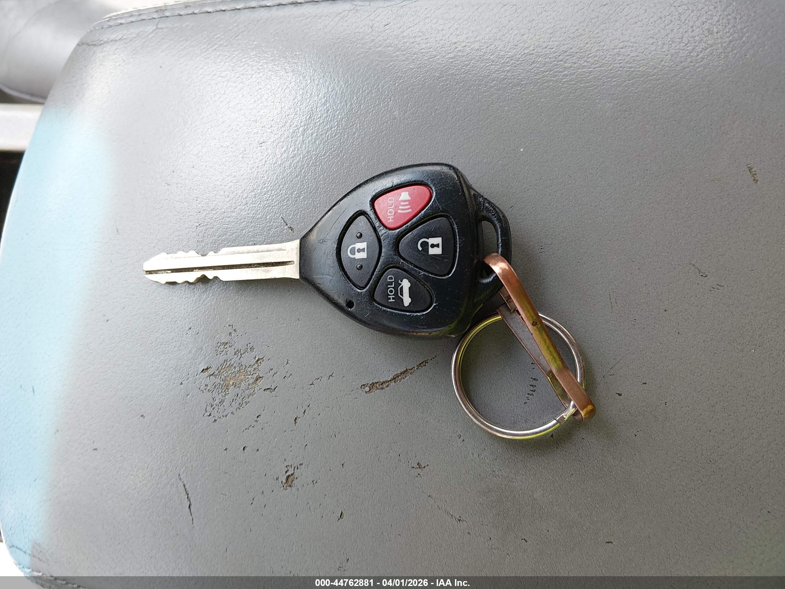 TOYOTA CAMRY image 11