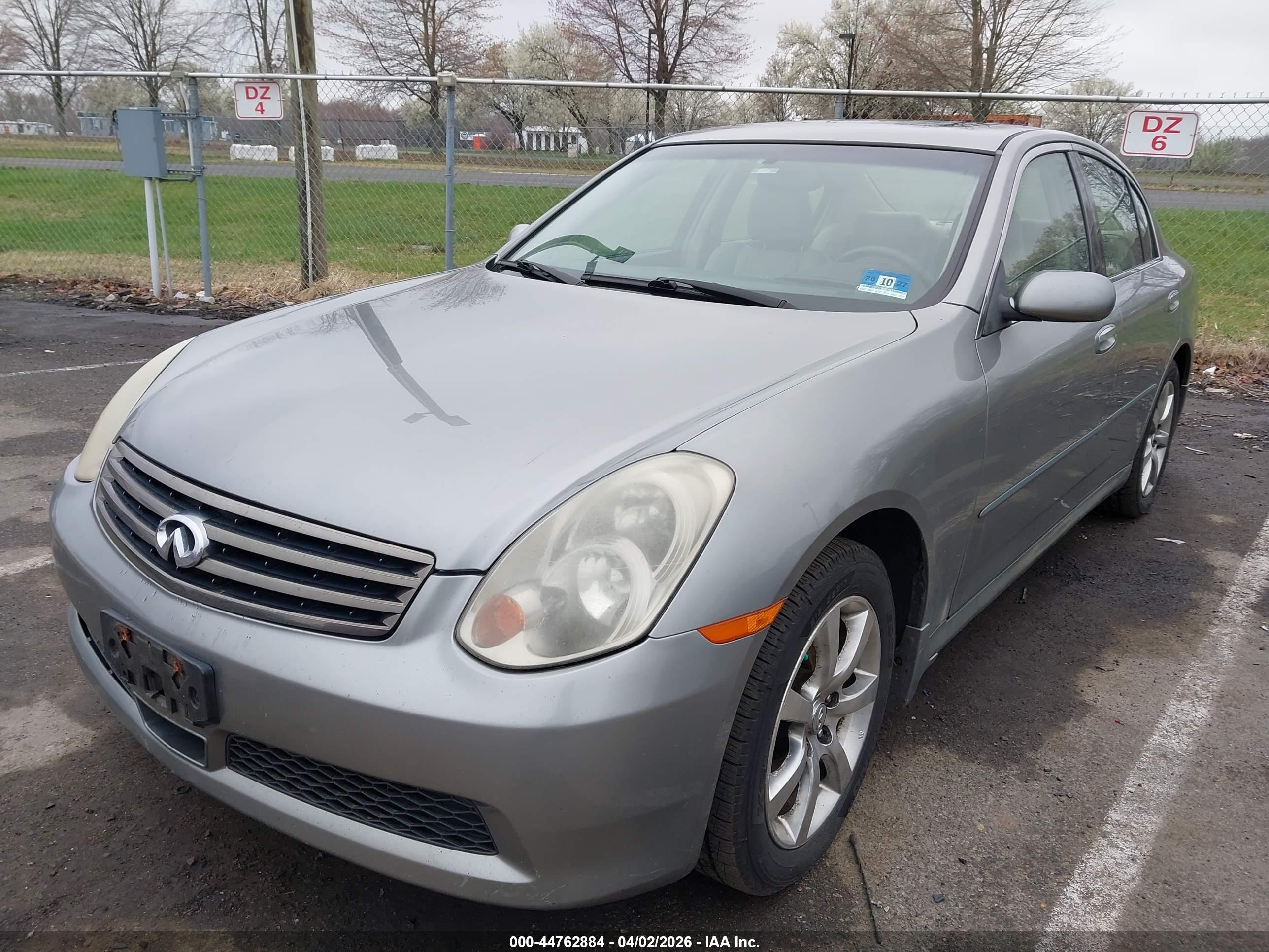 INFINITI G35X image 2