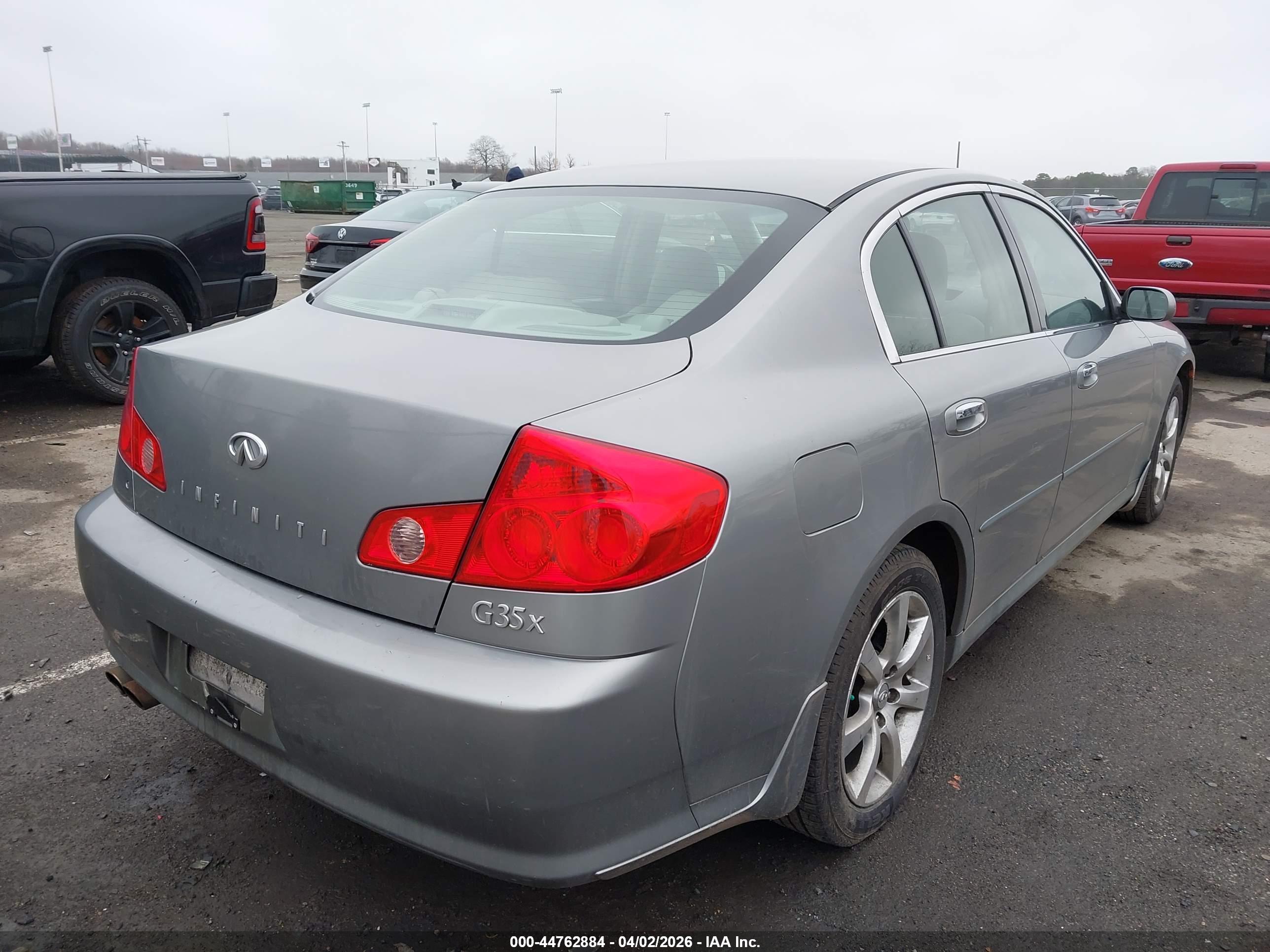 INFINITI G35X image 4