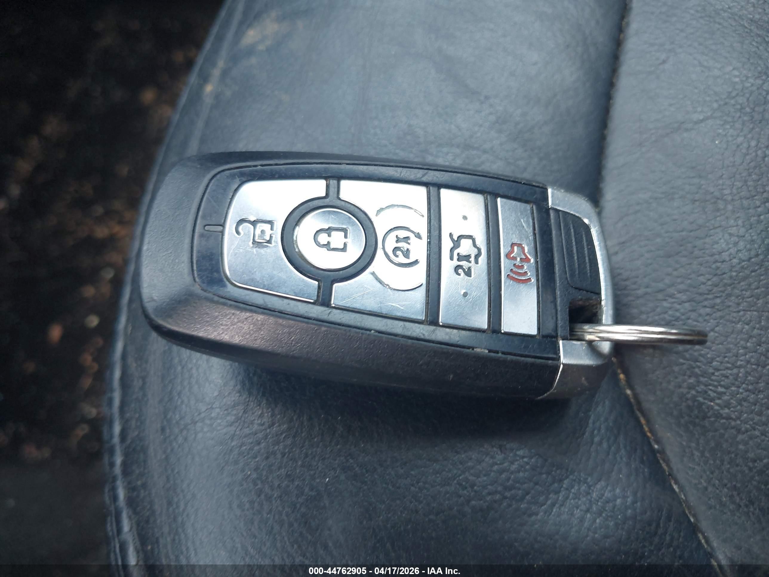 FORD EXPLORER image 11