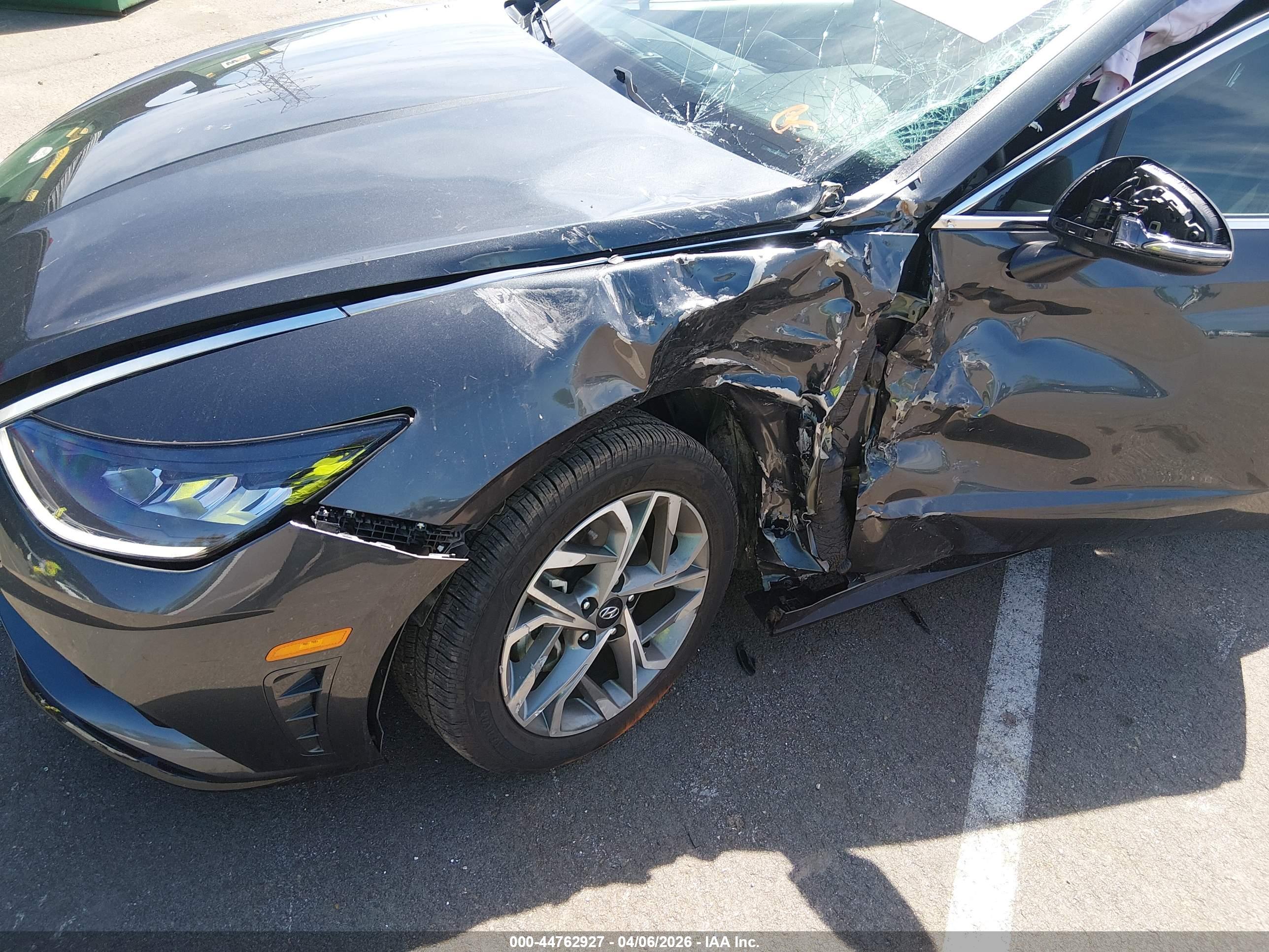 HYUNDAI SONATA image 6