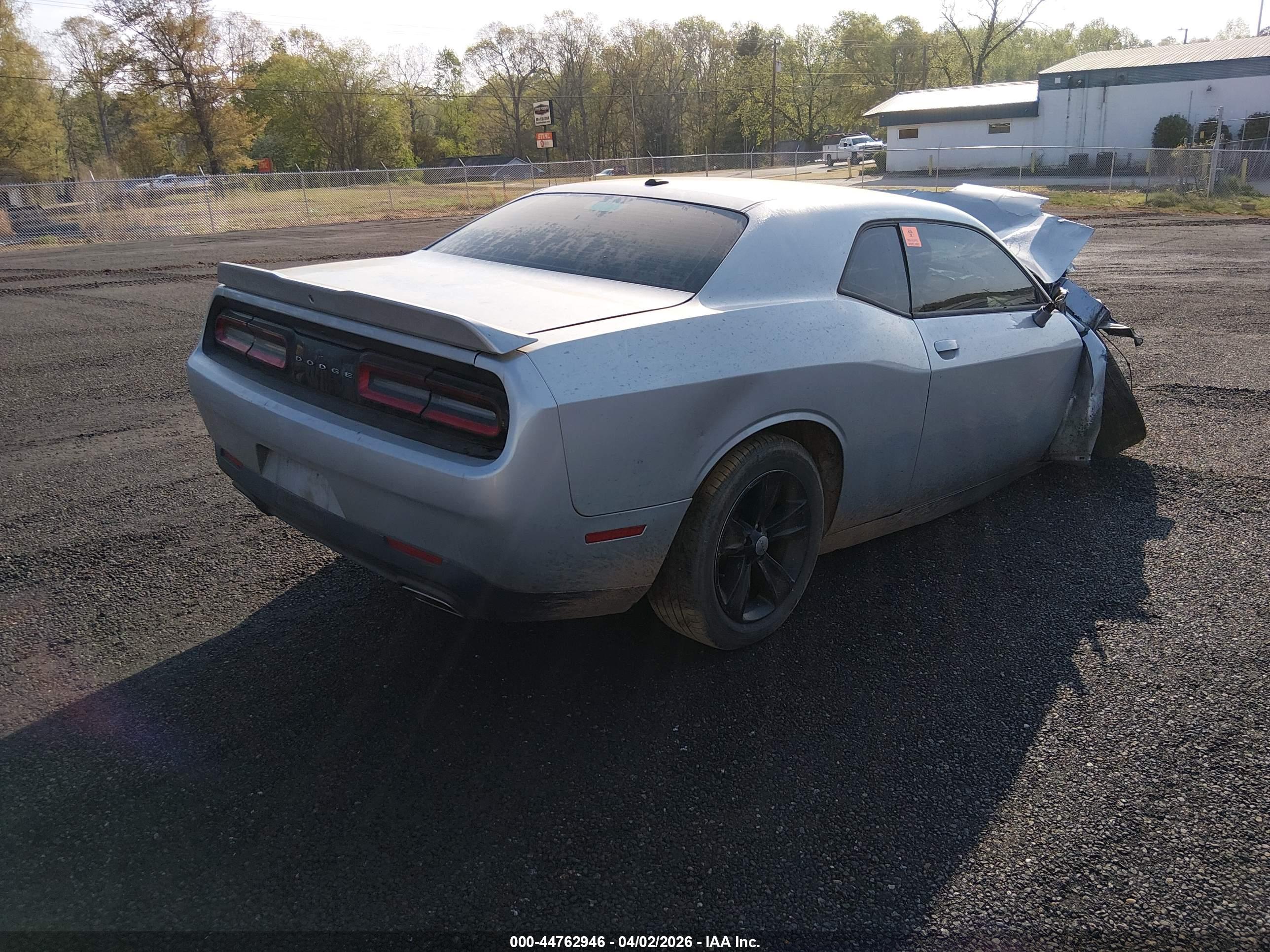 DODGE CHALLENGER image 4