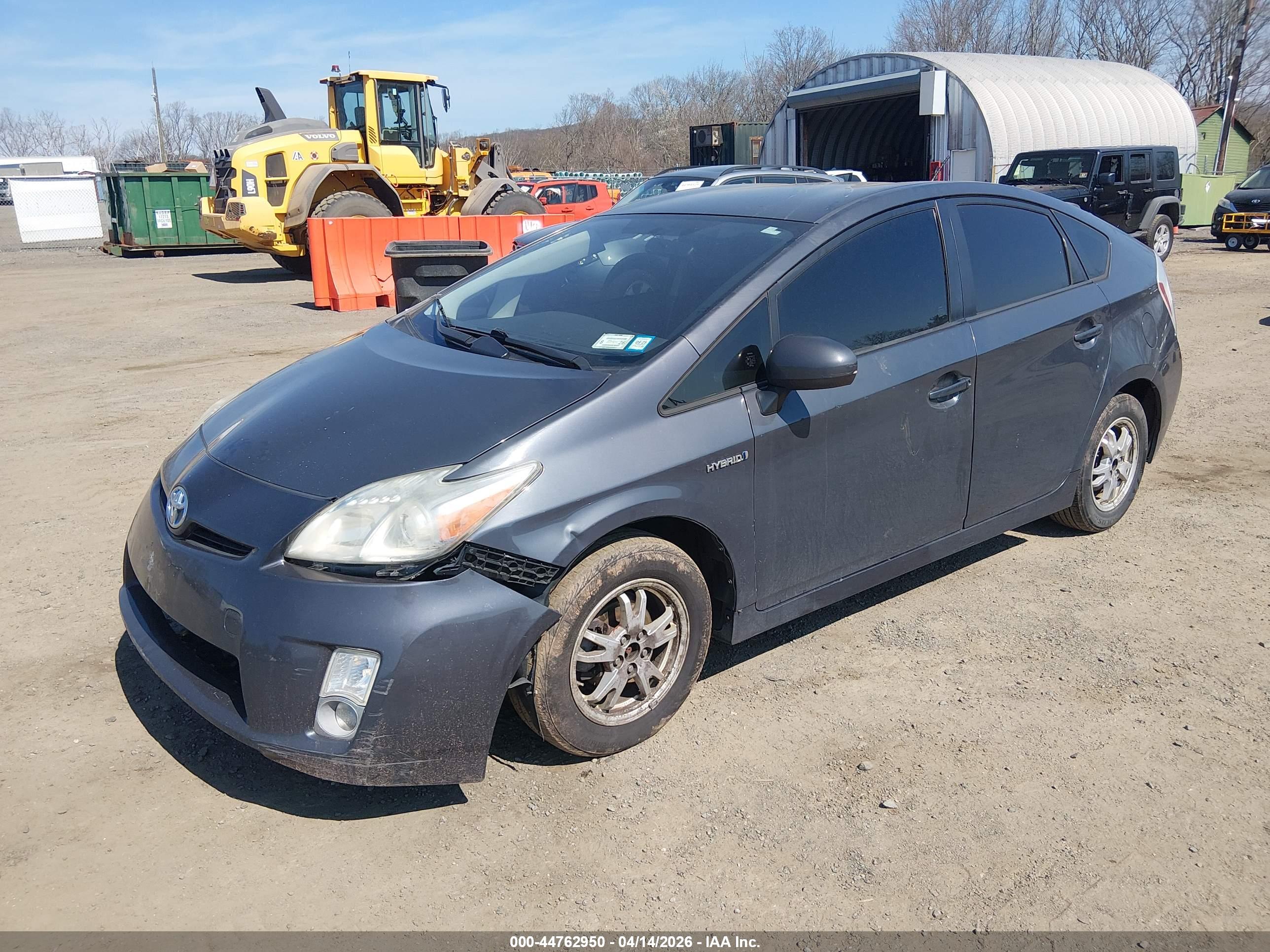 TOYOTA PRIUS image 2